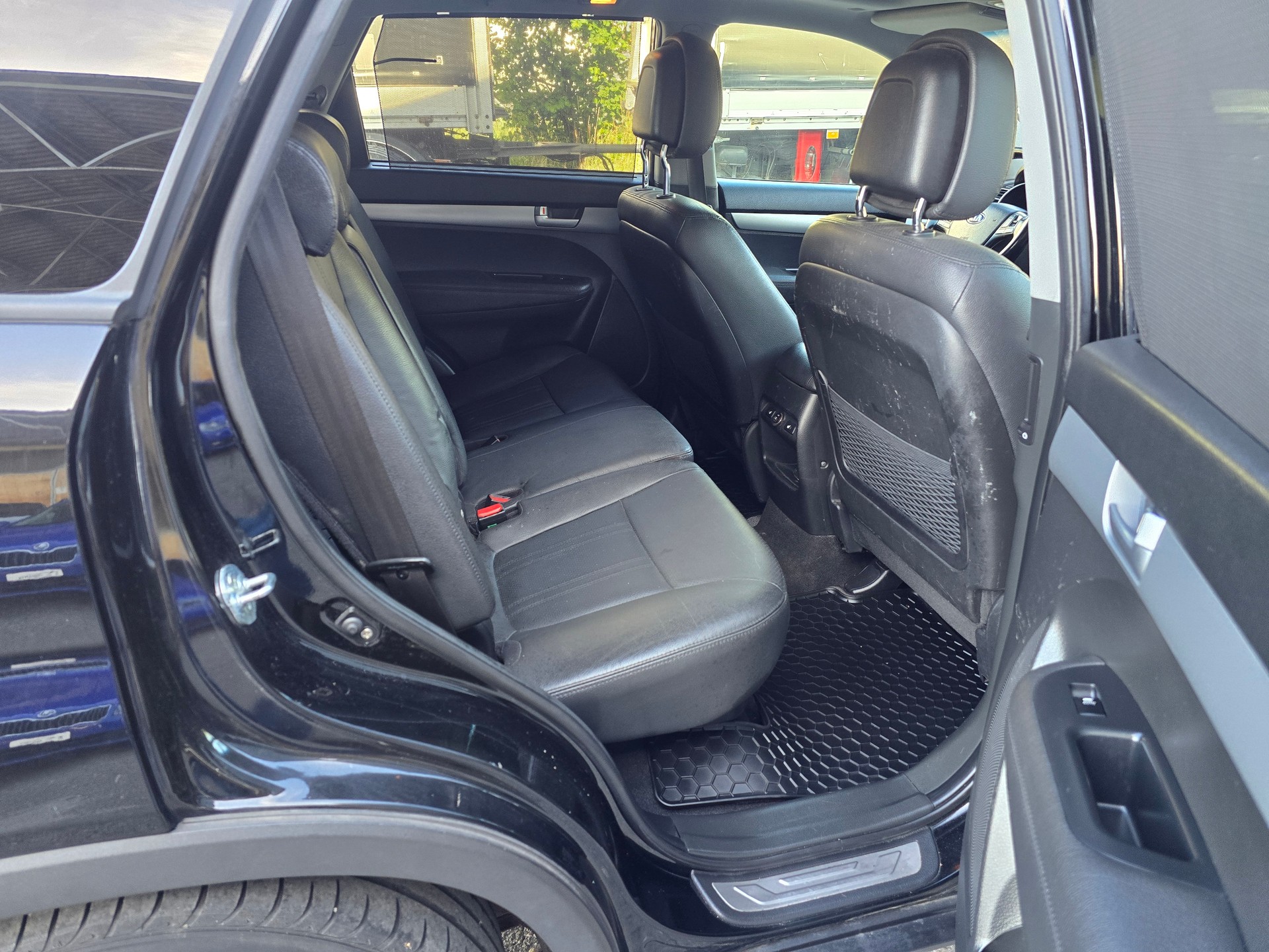 KIA Sorento 2.2 CRDI Style Automatic-image-11