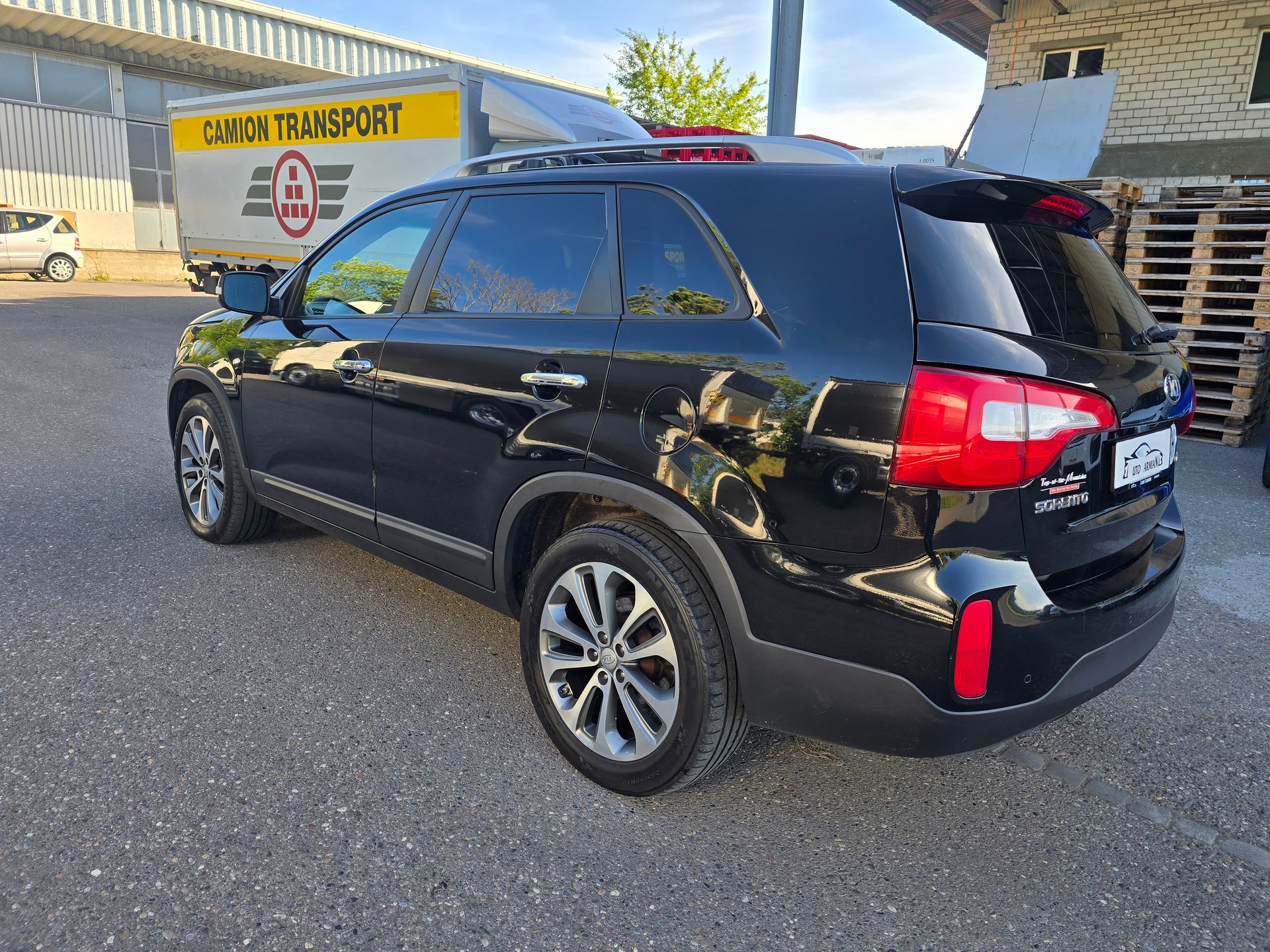 KIA Sorento 2.2 CRDI Style Automatic-image-4