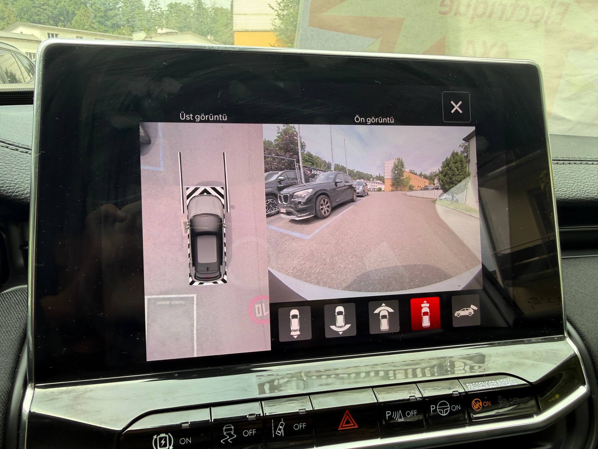 JEEP Compass 1.3 T PHEV Swiss Limited Sky AWD-image-26