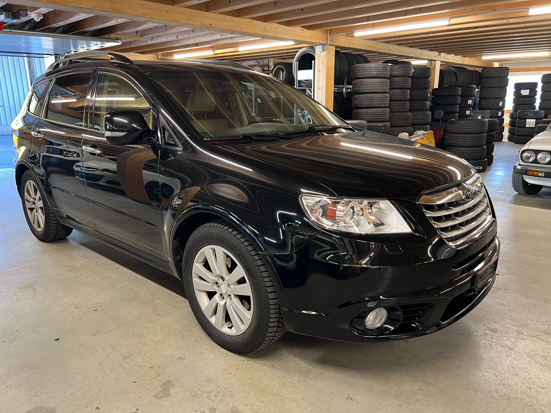 SUBARU Tribeca 3.6 AWD Executive-image-2