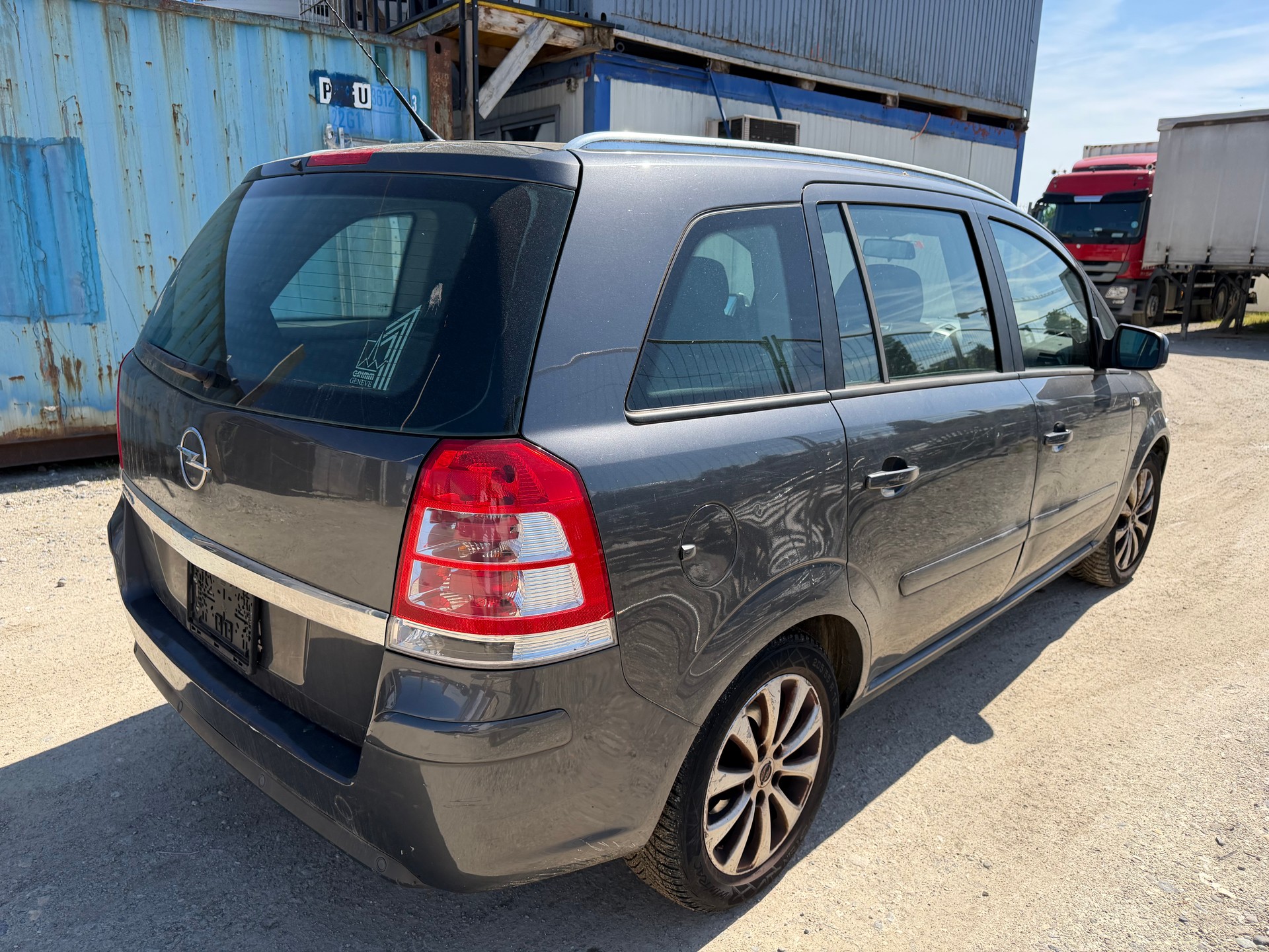 OPEL Zafira 1.8i 16V Sport-image-4