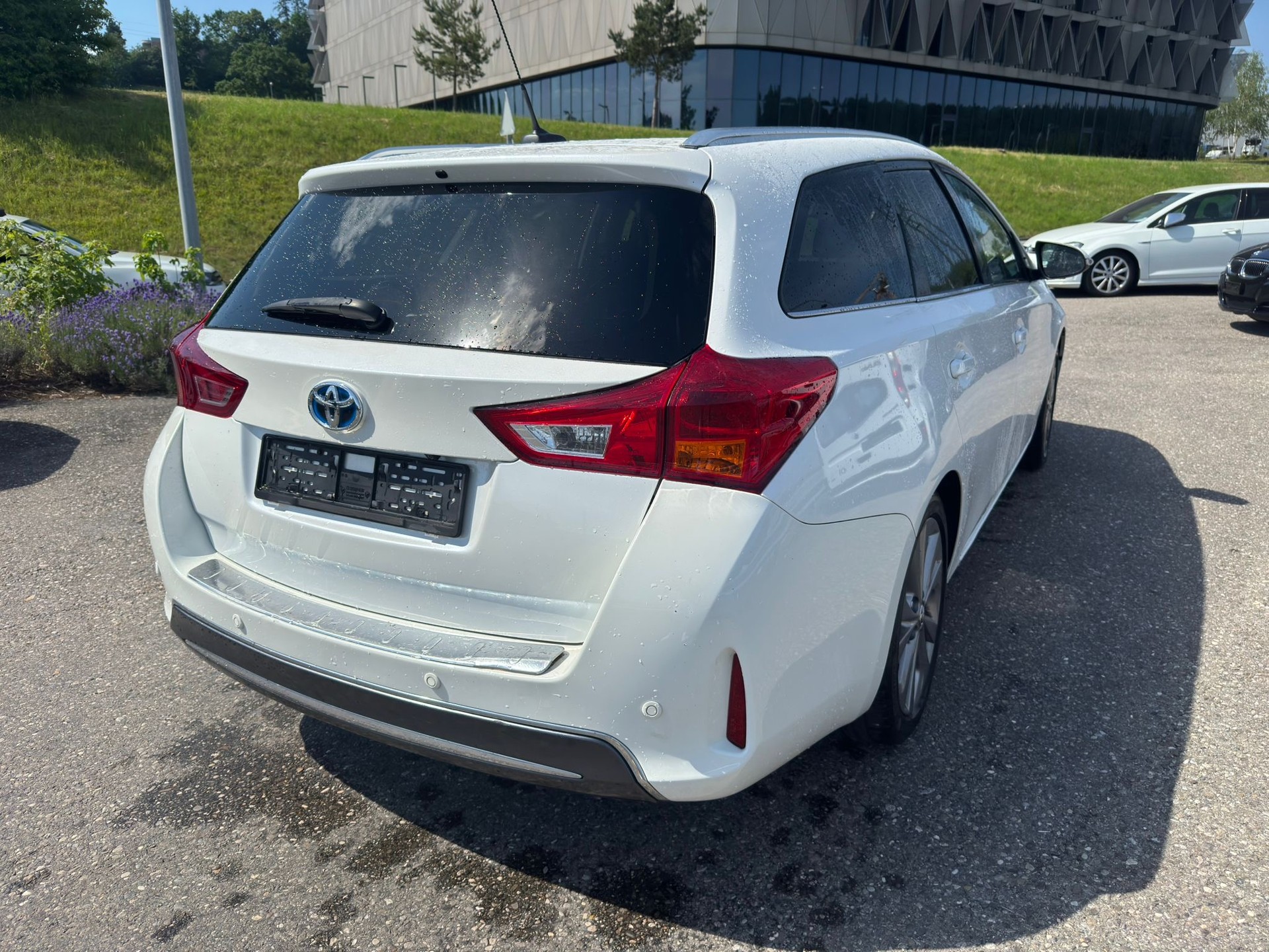 TOYOTA Auris Touring Sports 1.8 16V HSD Linea Sol-image-5