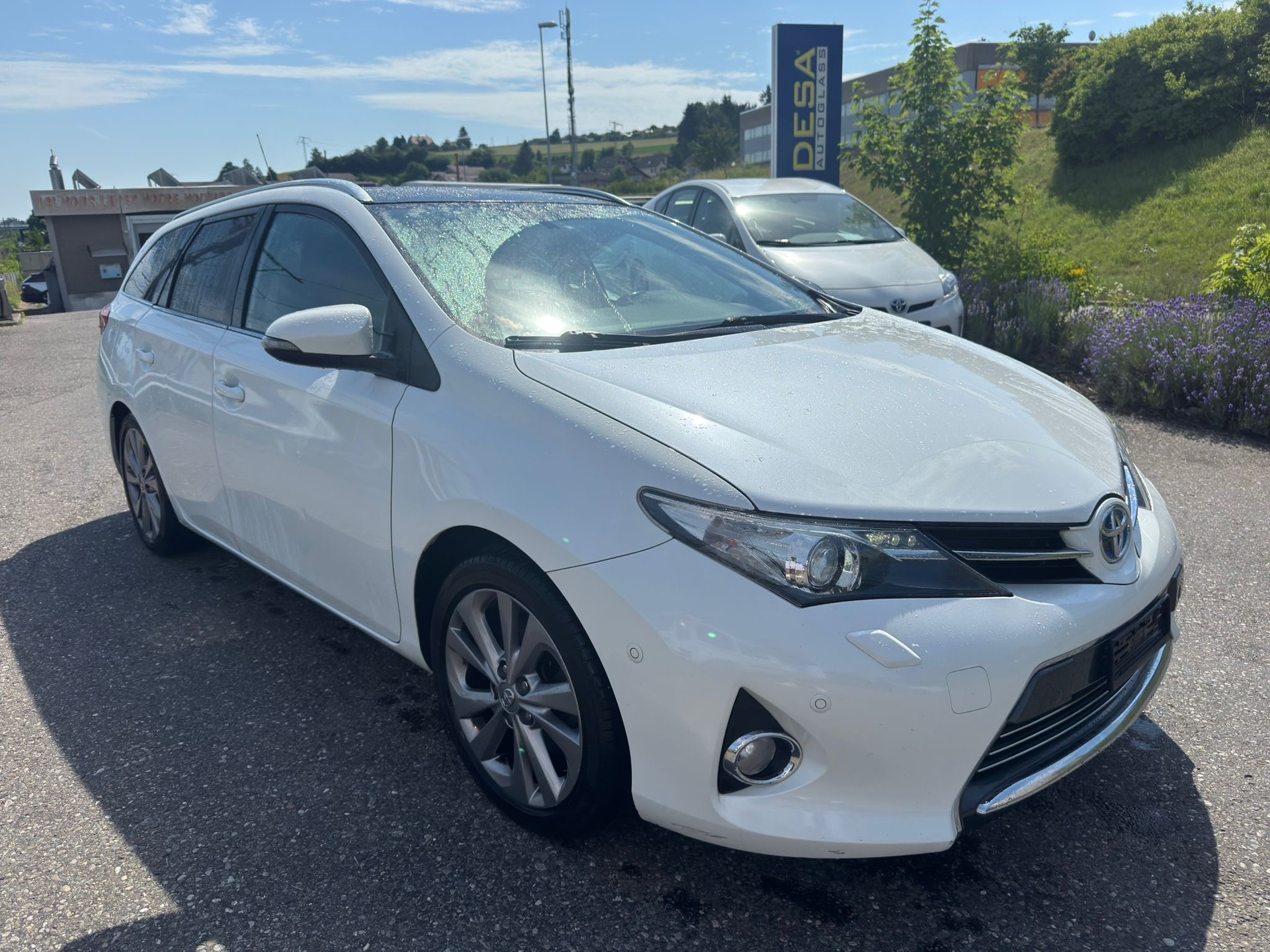TOYOTA Auris Touring Sports 1.8 16V HSD Linea Sol-image-2