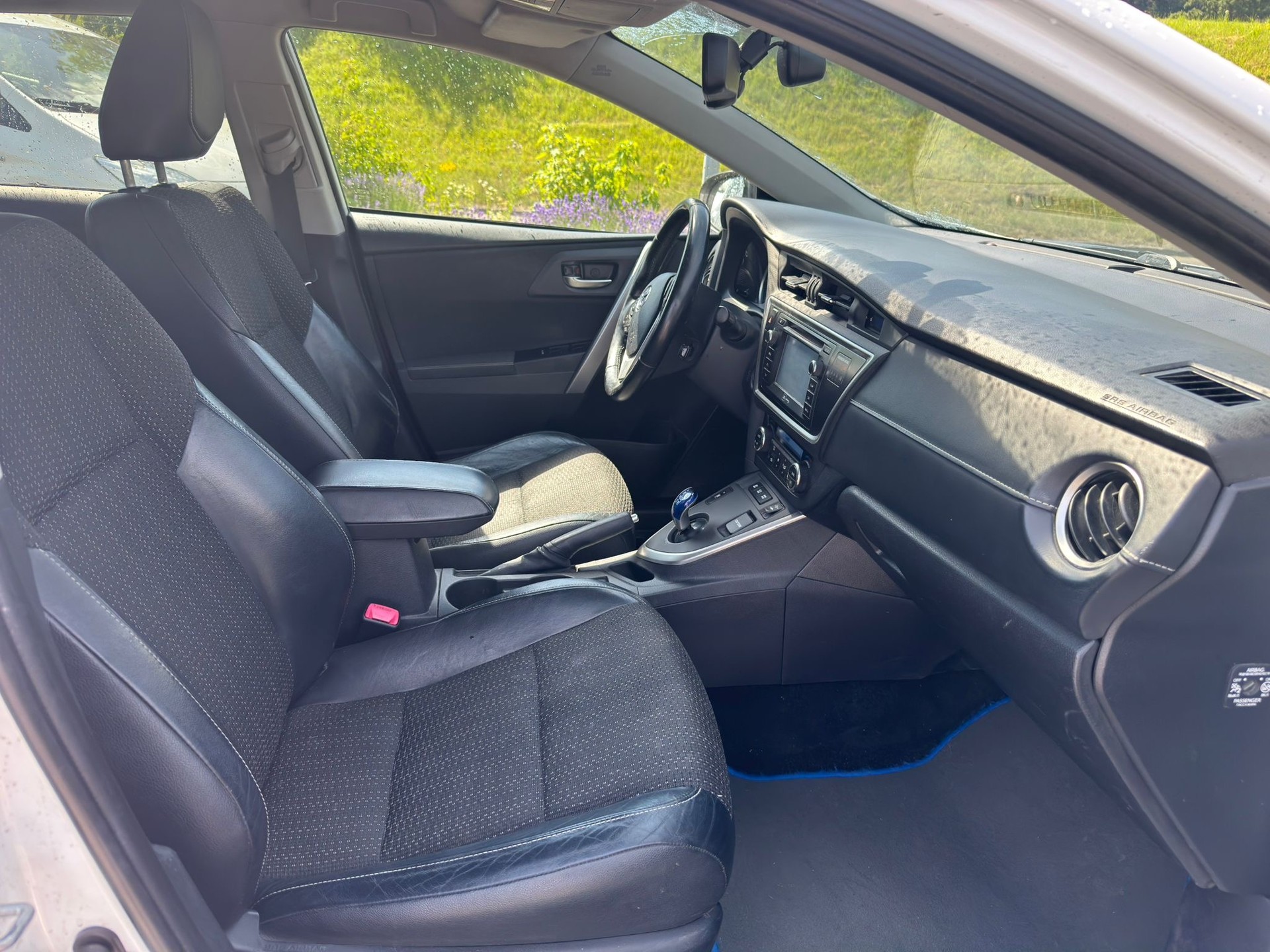 TOYOTA Auris Touring Sports 1.8 16V HSD Linea Sol-image-7