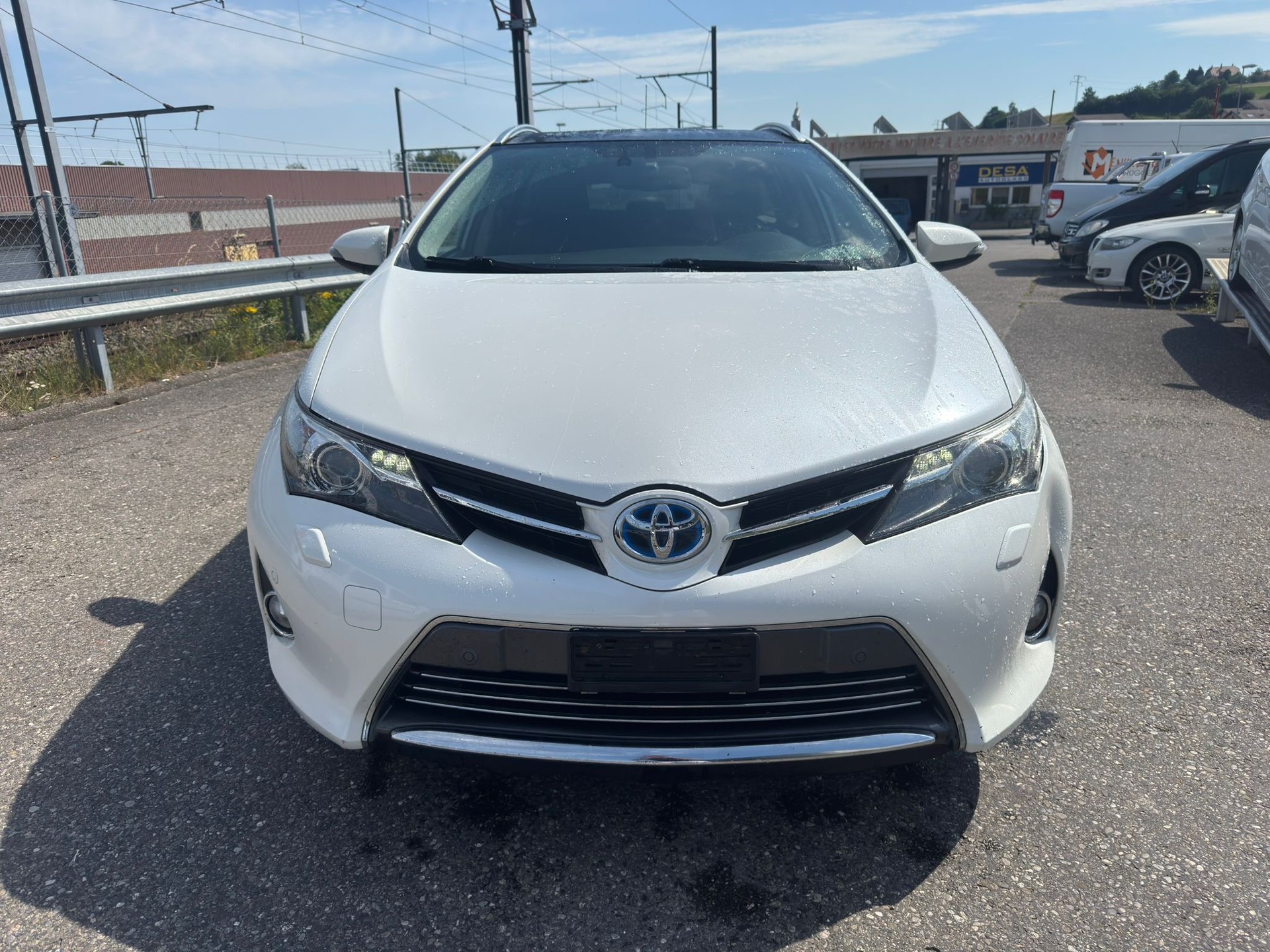 TOYOTA Auris Touring Sports 1.8 16V HSD Linea Sol-image-1