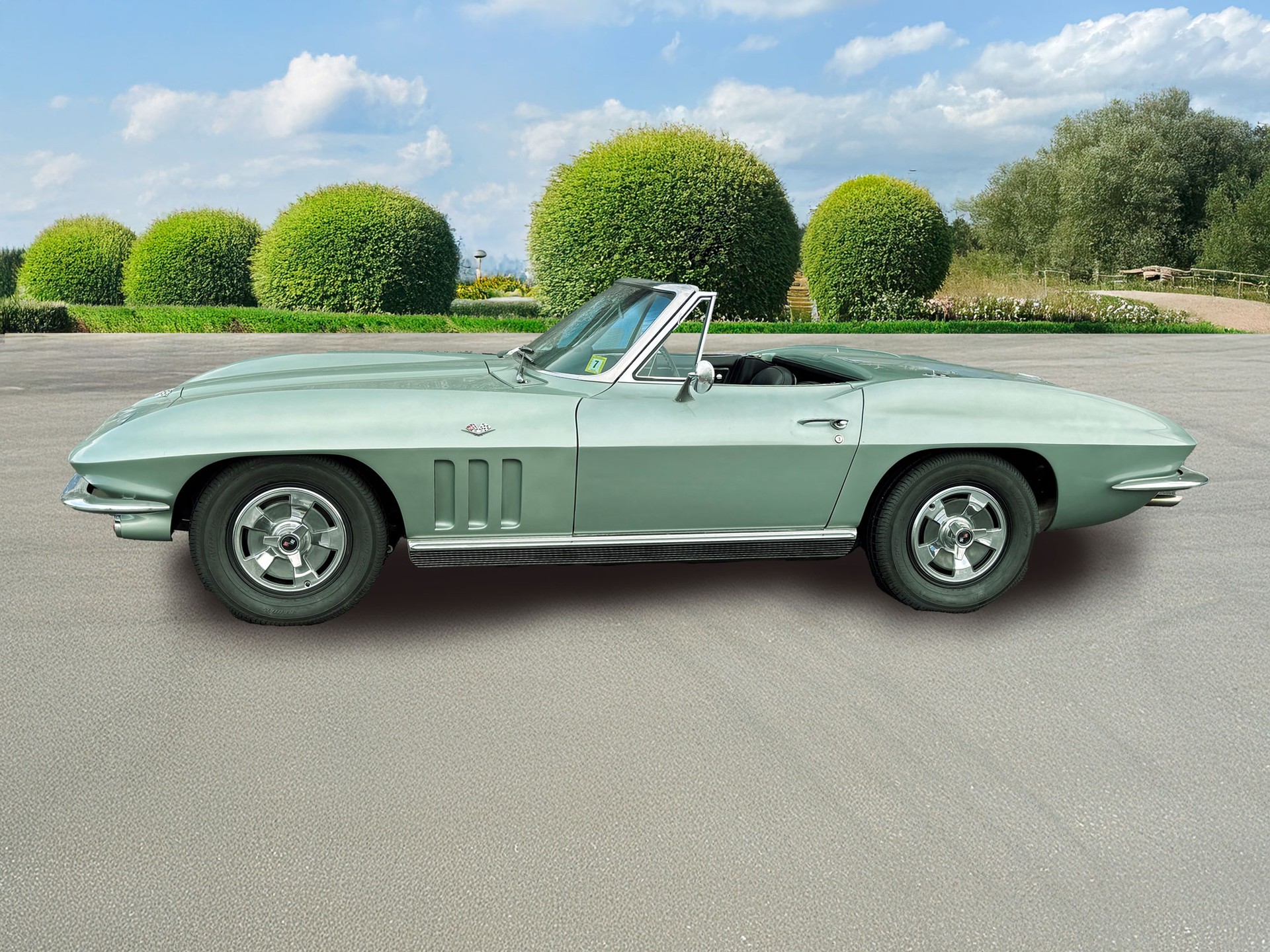 CHEVROLET C2 Sting Ray-image-1