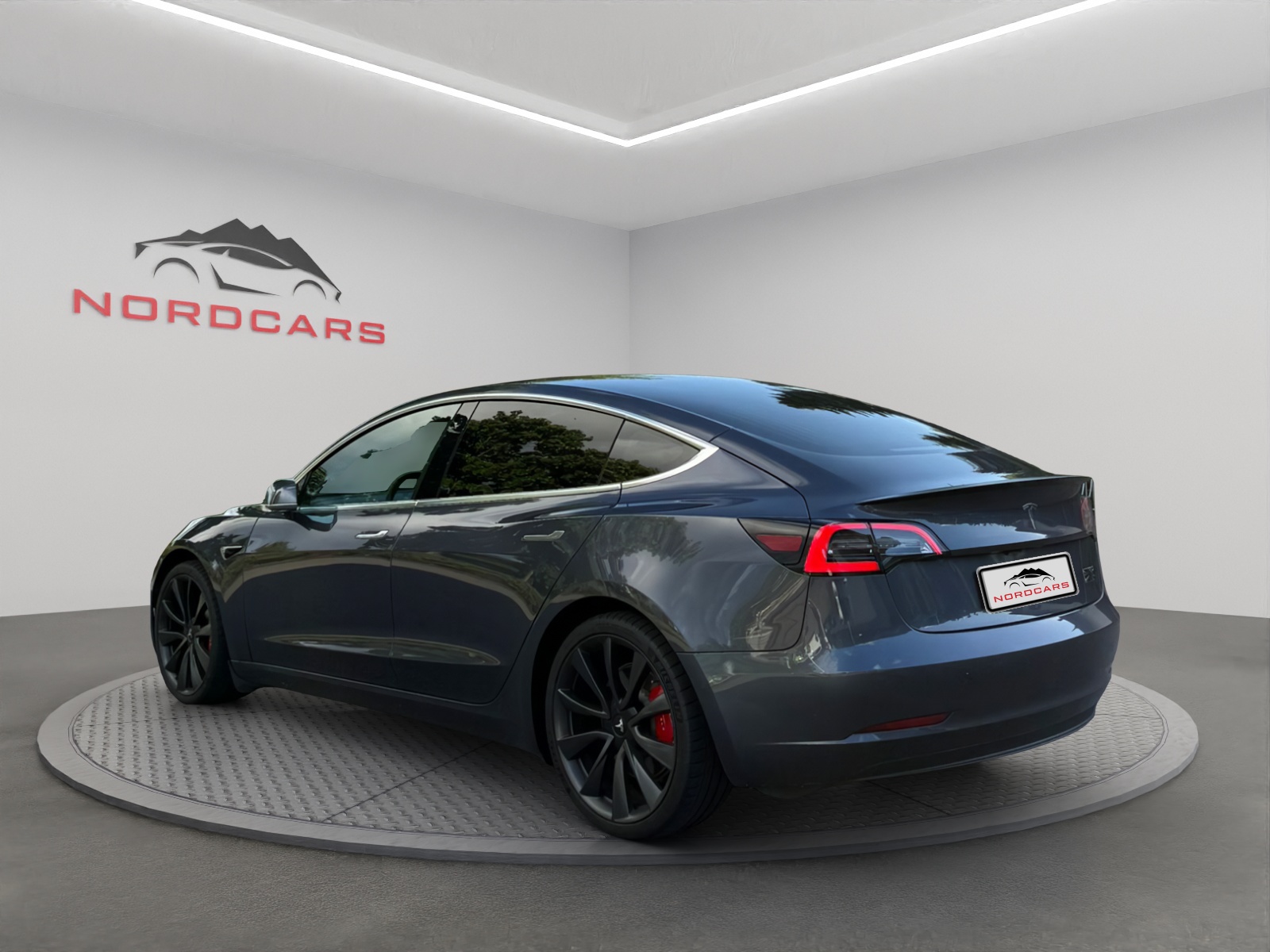 TESLA Model 3 Performance Dual Motor AWD-image-1