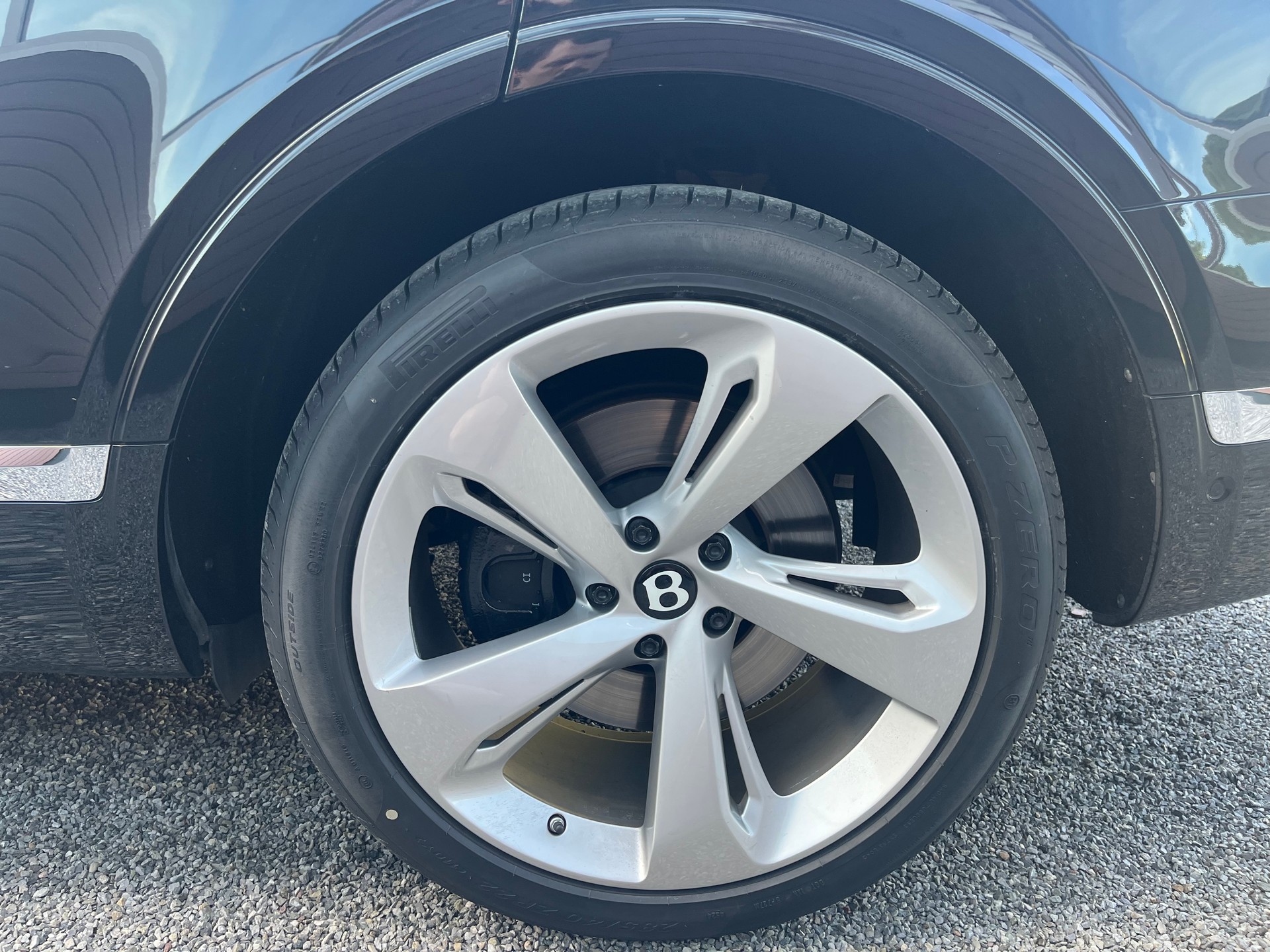 BENTLEY Bentayga W12-image-6