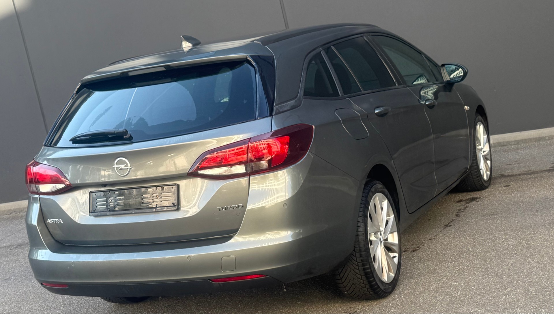 OPEL Astra Sports Tourer 1.4i Turbo Excellence Automat-image-2