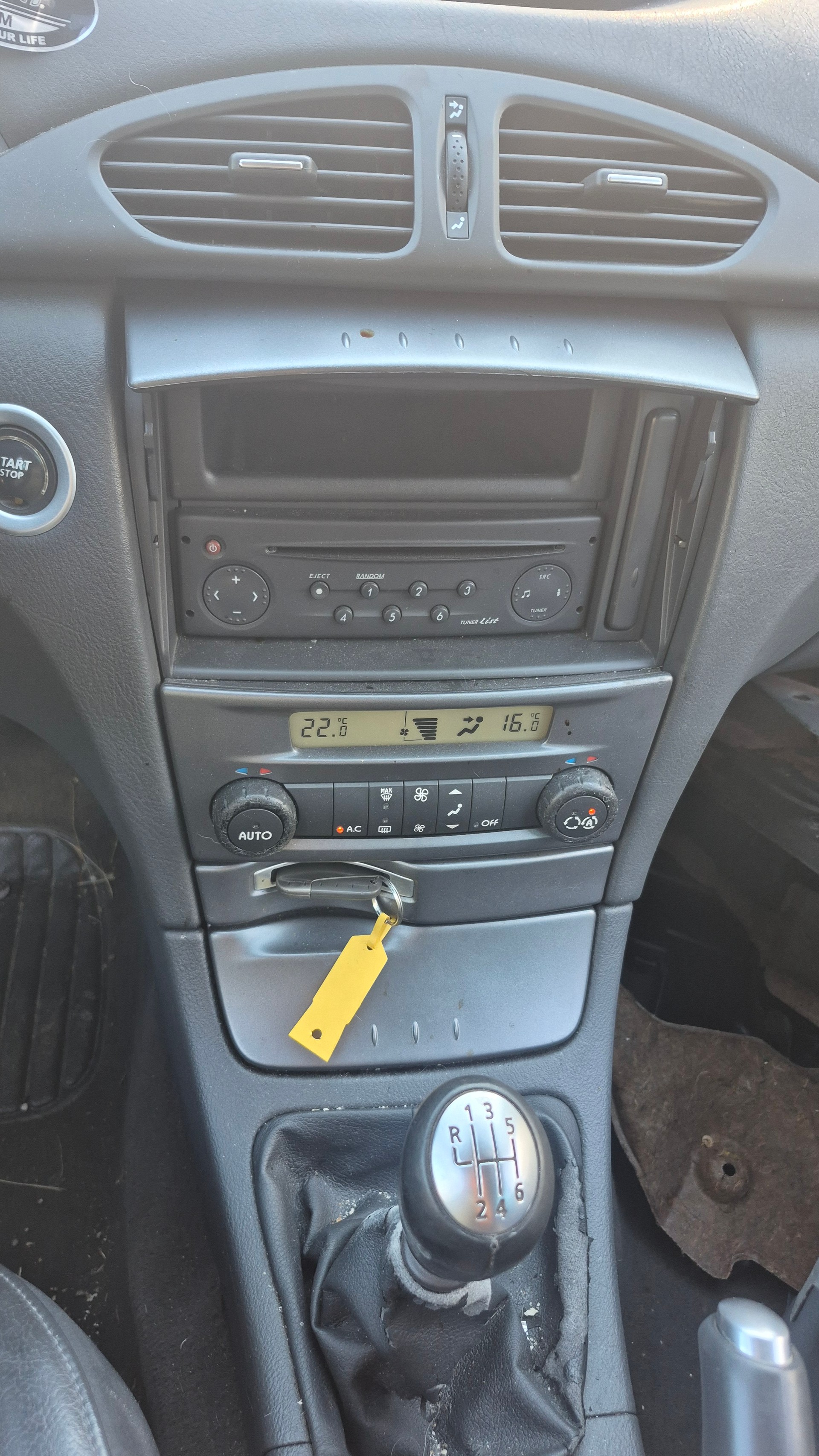 RENAULT Laguna Grandtour 2.0 16V T Dynamique-image-9