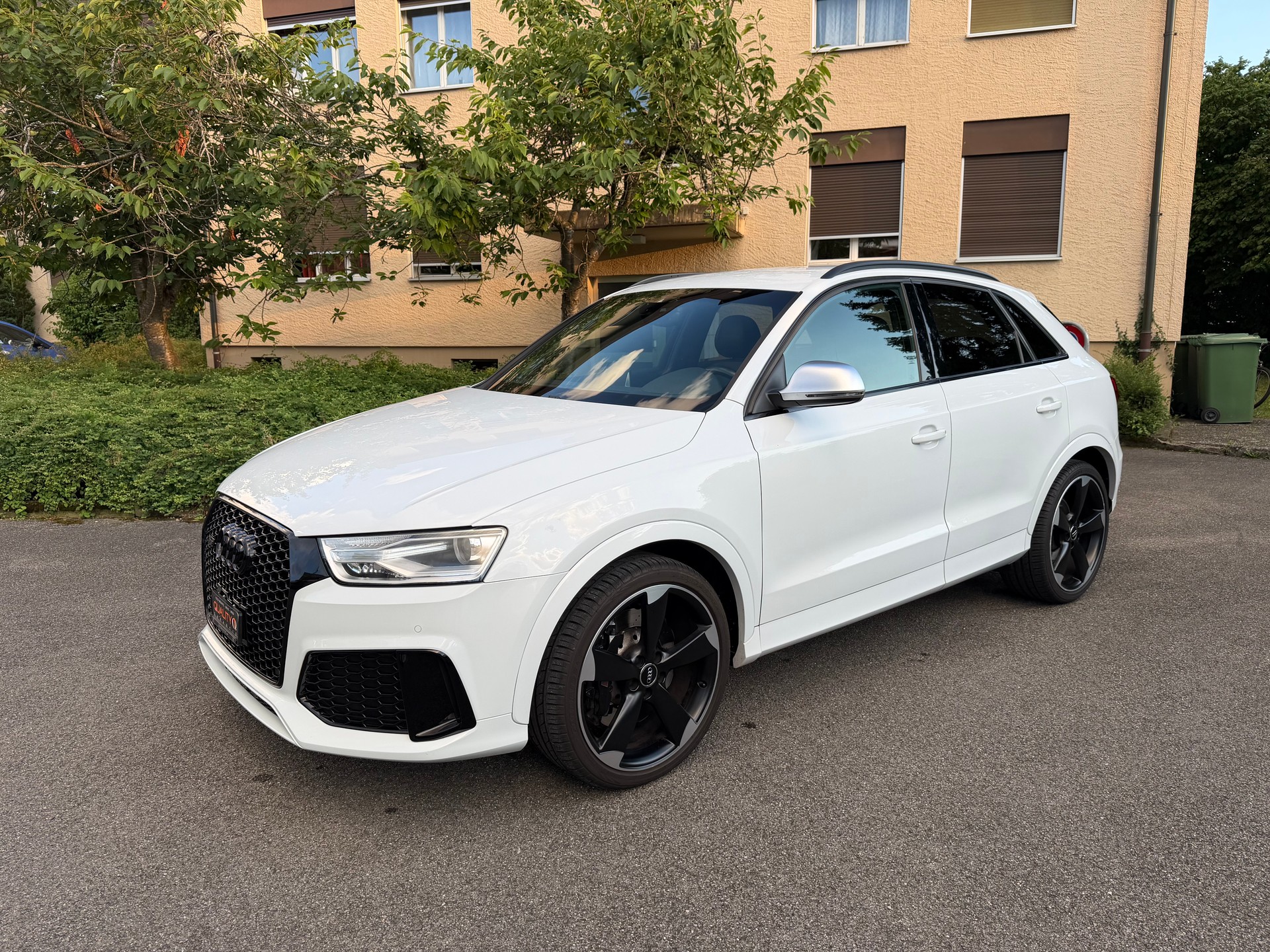 AUDI RS Q3 2.5 TFSI quattro S-tronic-image-8