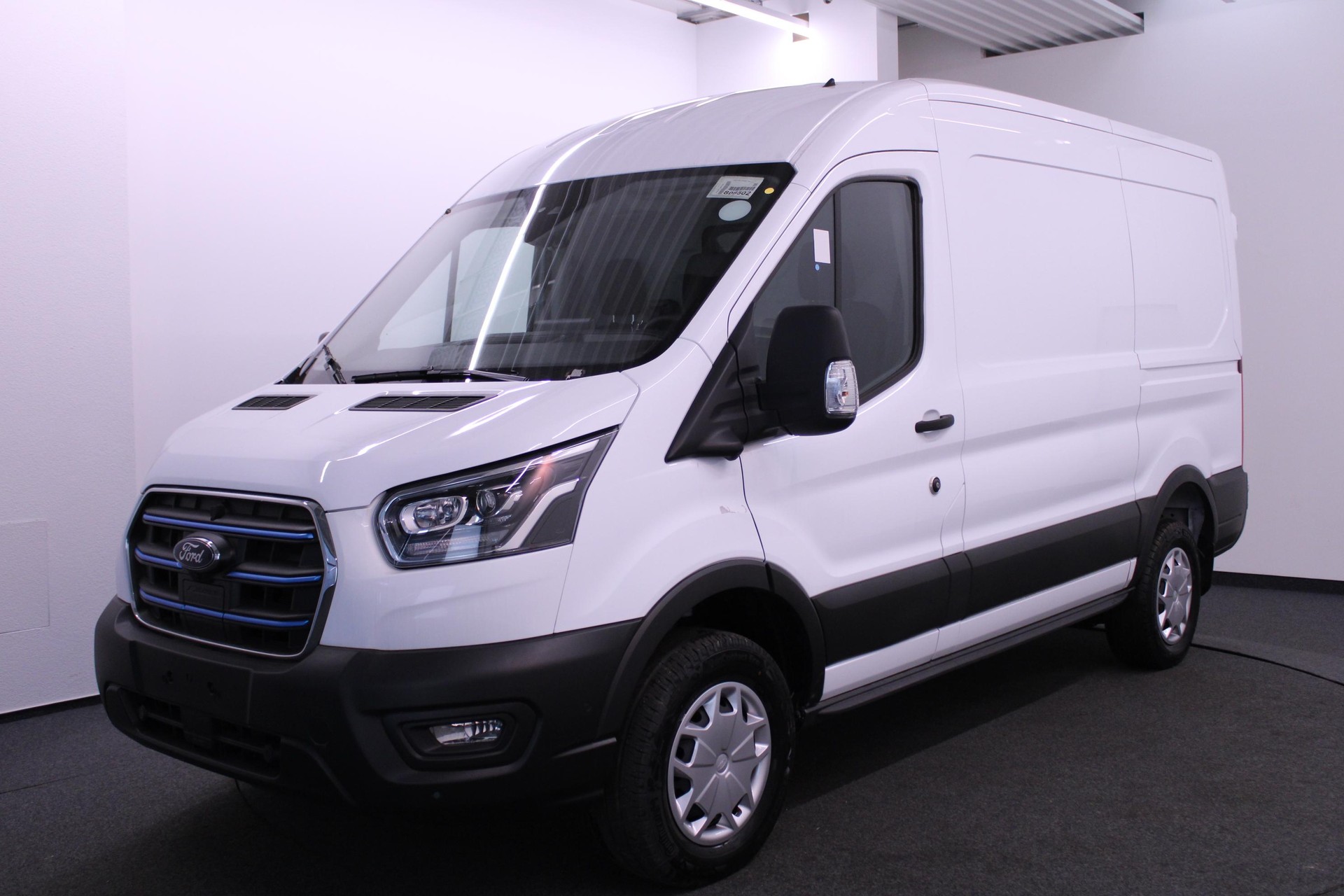 FORD E-Transit Van 350 L2H2 67kWh Trend