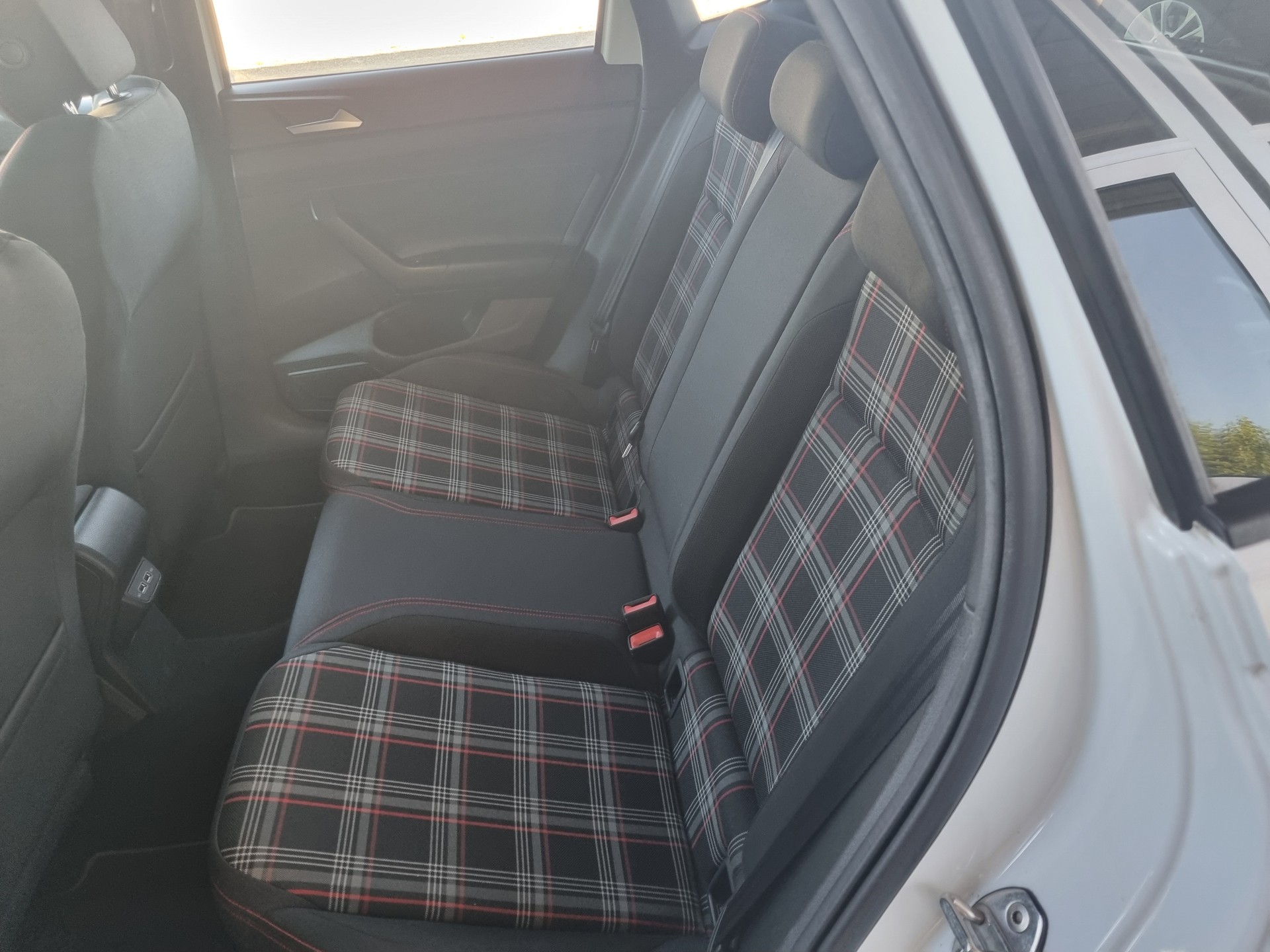 VW Polo 2.0 TSI GTI-image-9