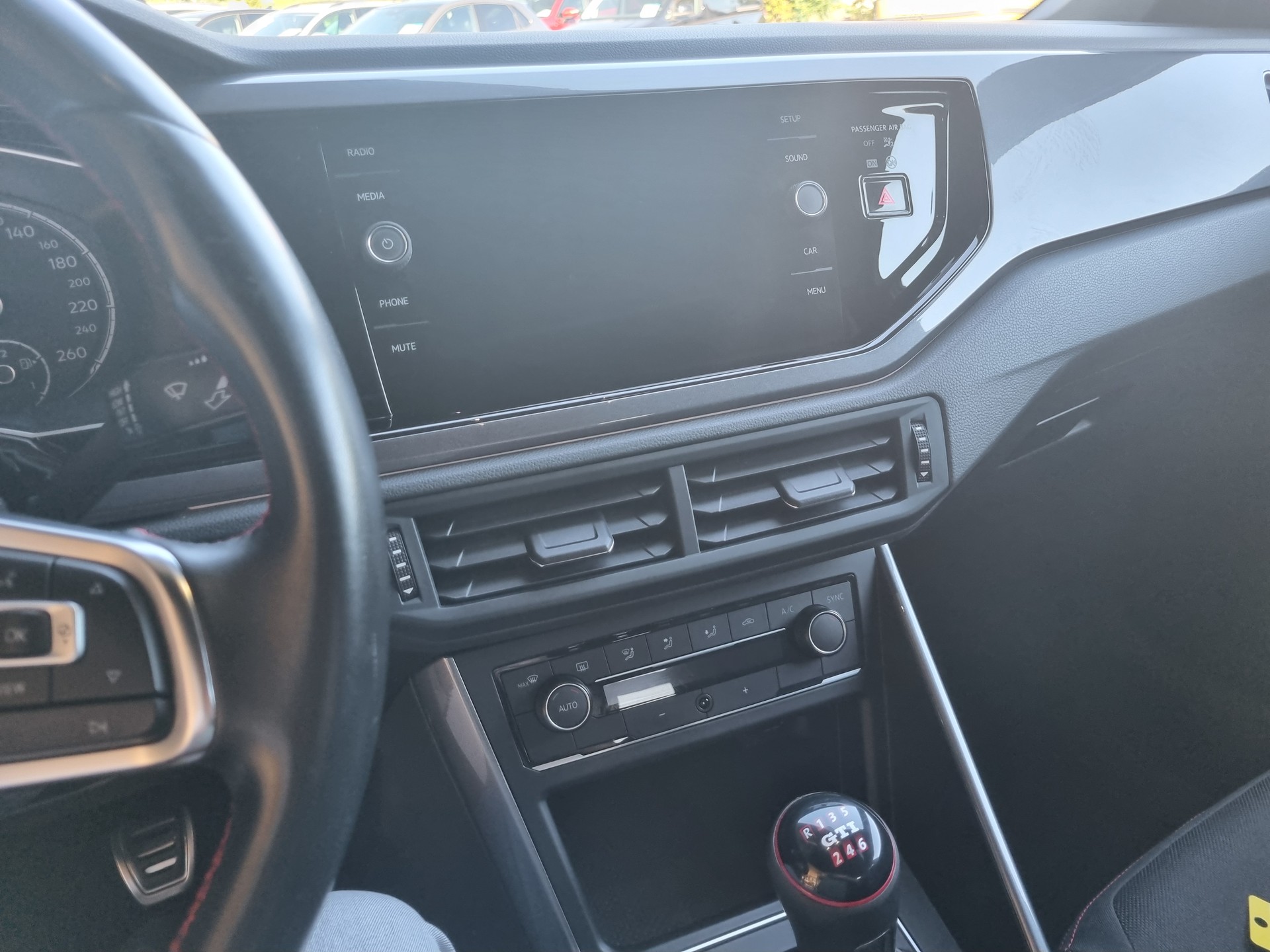 VW Polo 2.0 TSI GTI-image-13