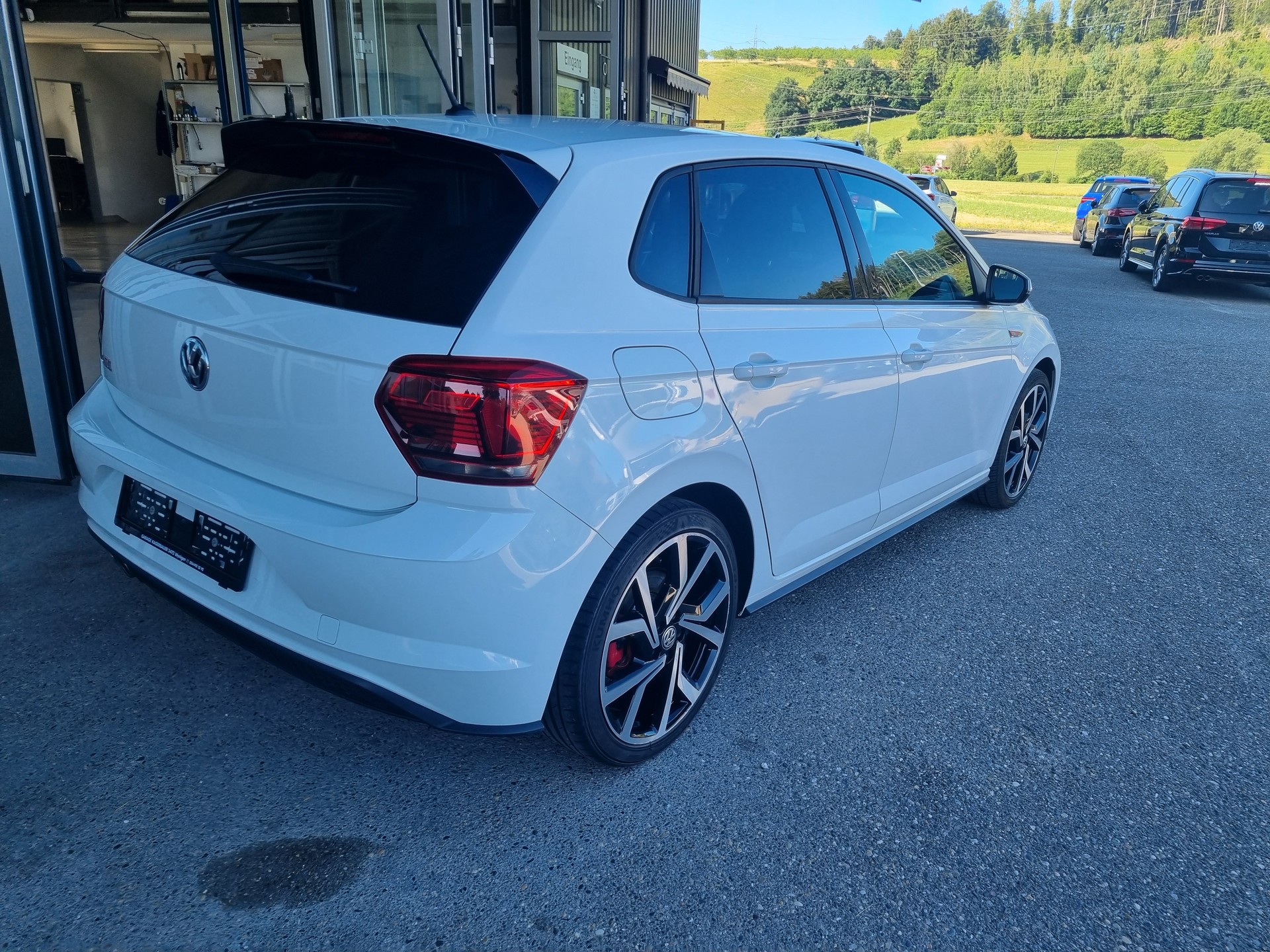 VW Polo 2.0 TSI GTI-image-3