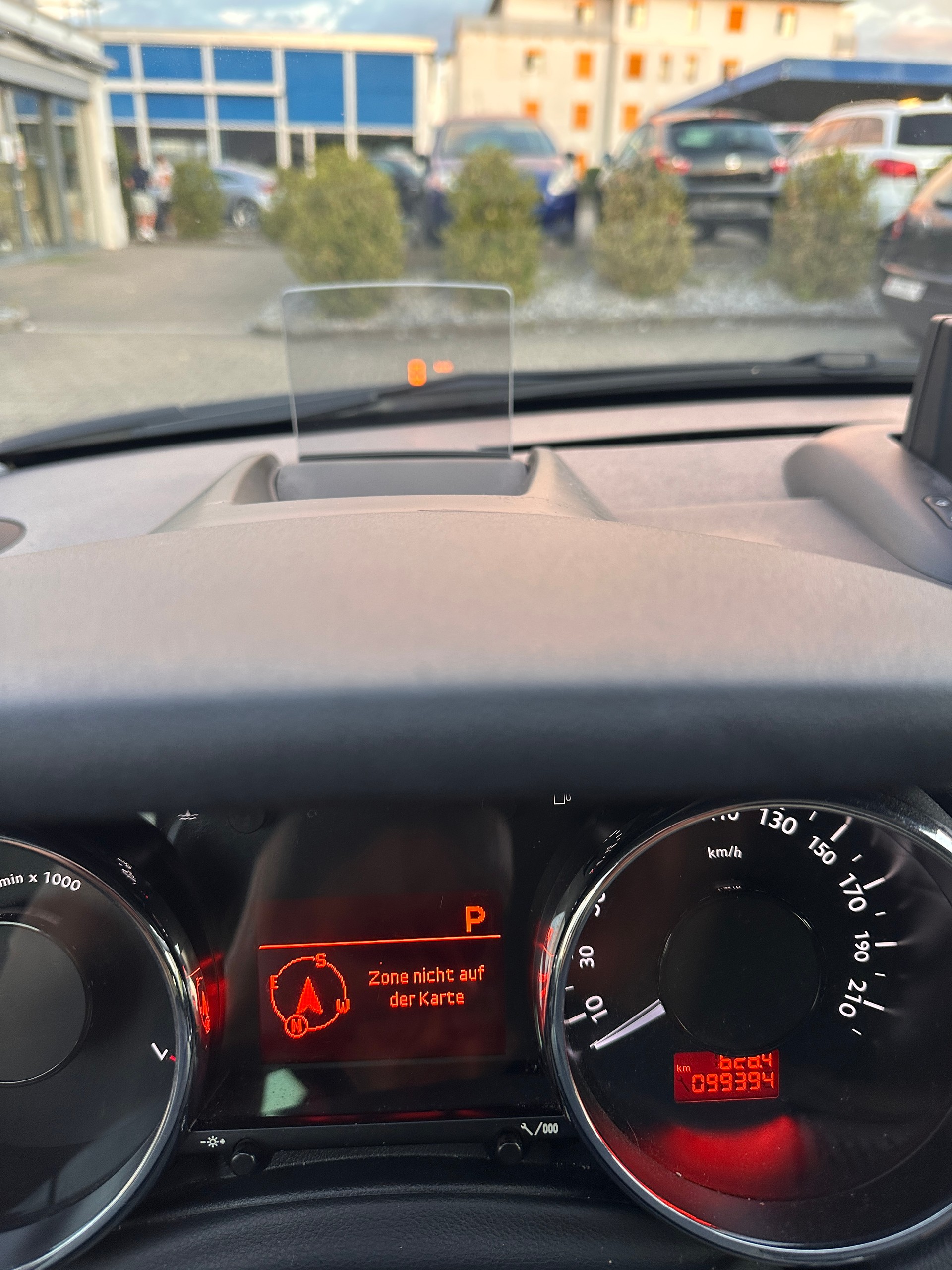 PEUGEOT 5008 1.6 16V T Allure-image-10