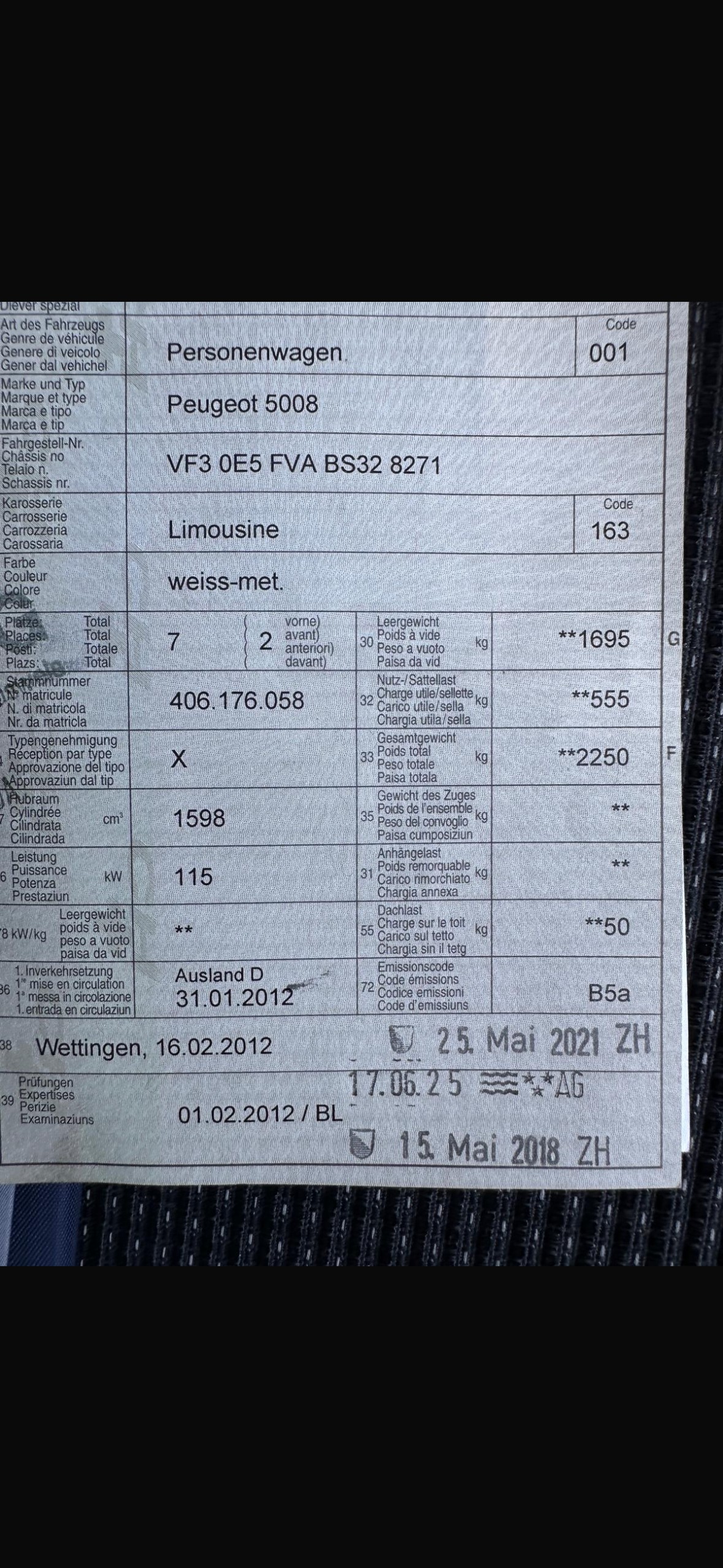 PEUGEOT 5008 1.6 16V T Allure-image-5