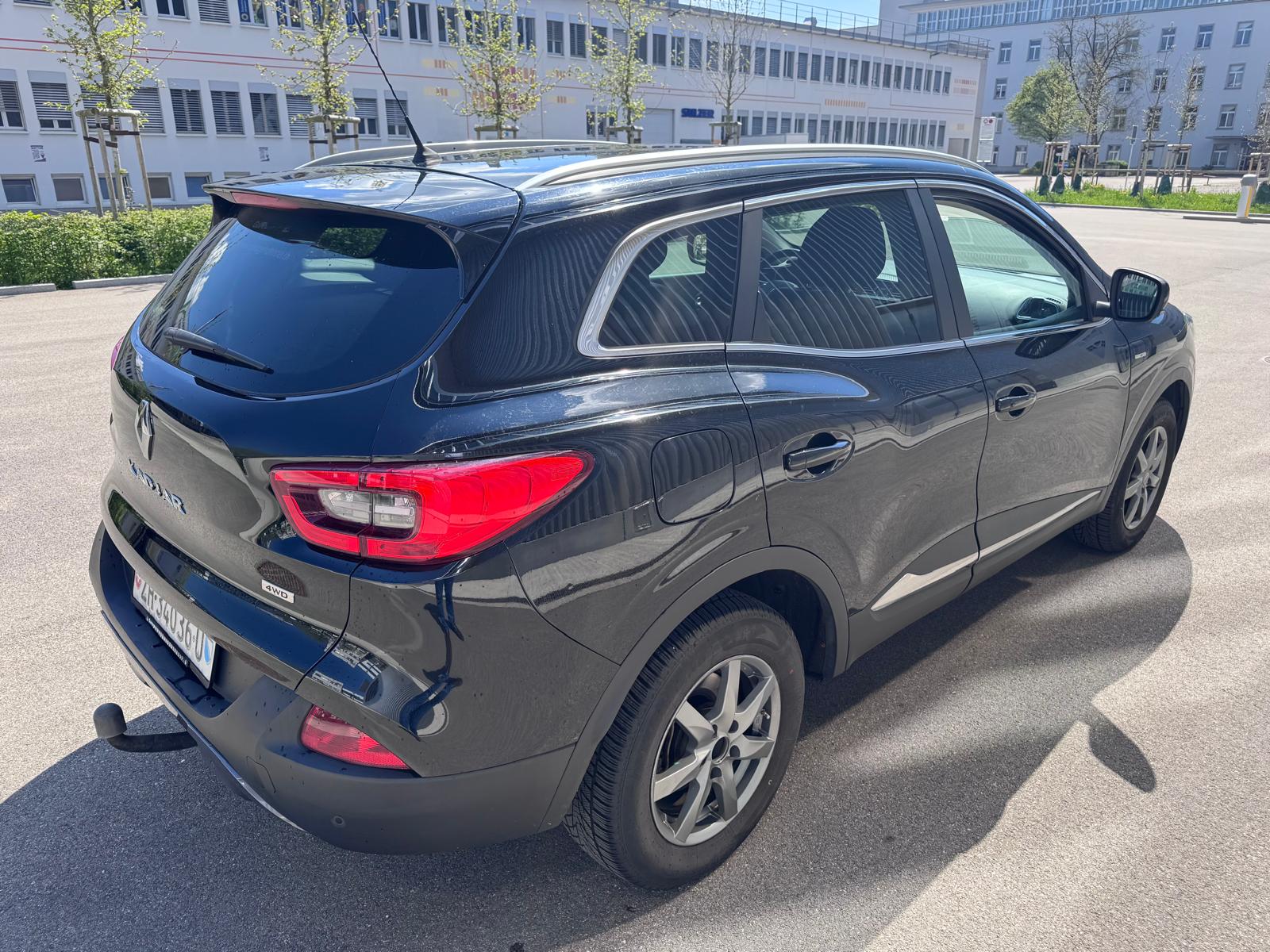 RENAULT Kadjar 1.6 dCi Zen 4x4-image-6