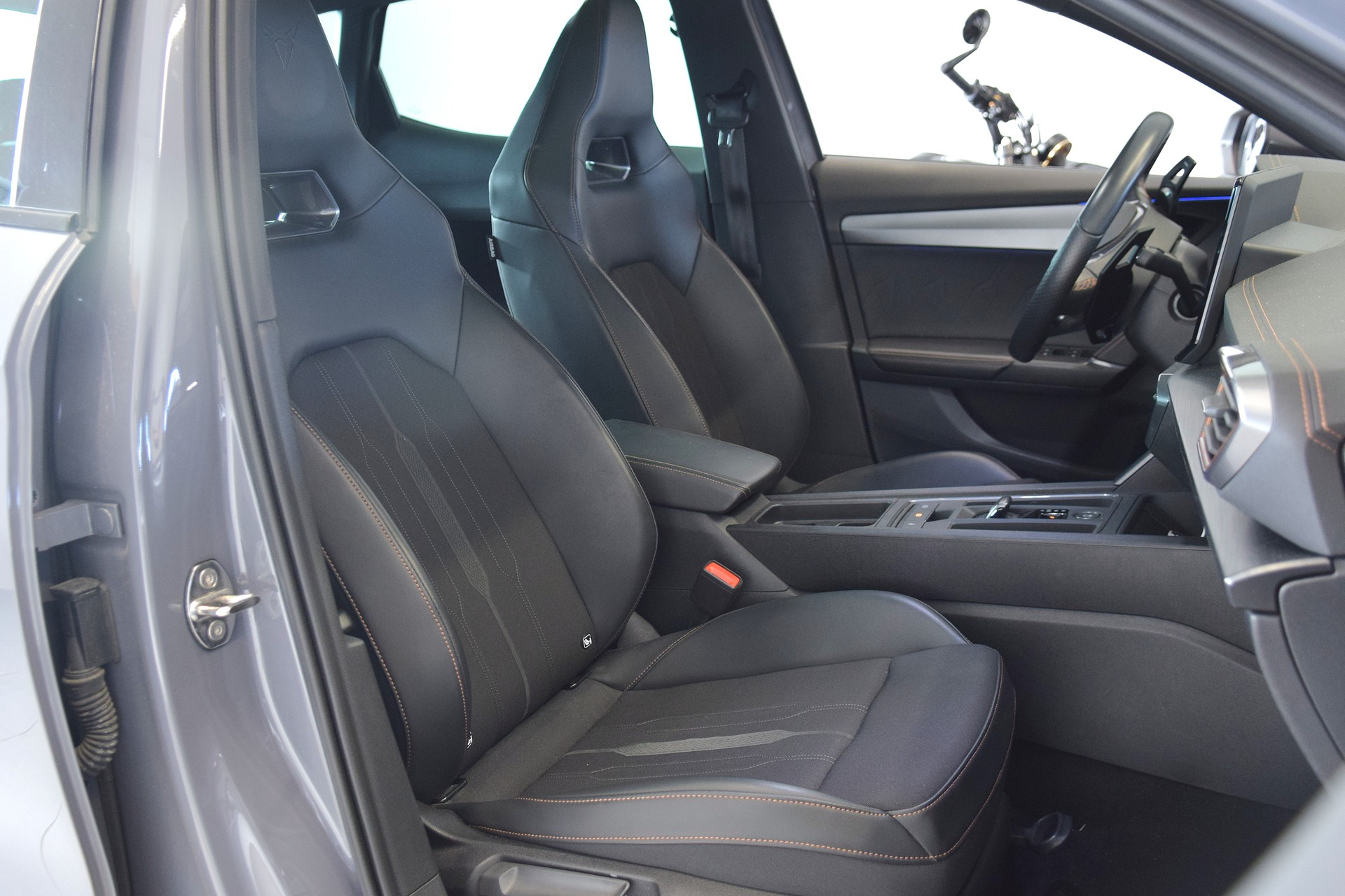 CUPRA Formentor 2.0TSI VZ 4Drive DSG-image-9