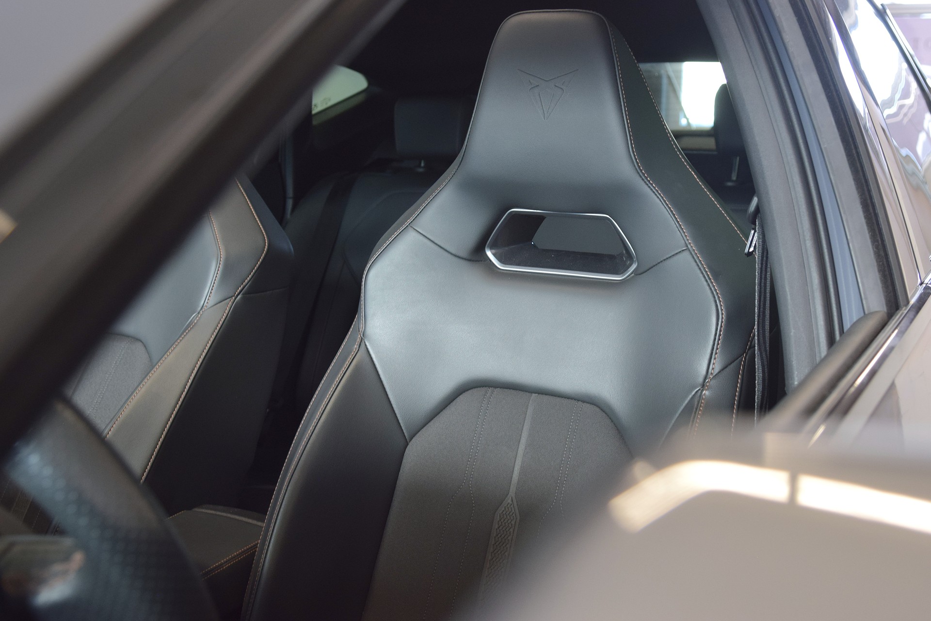 CUPRA Formentor 2.0TSI VZ 4Drive DSG-image-7