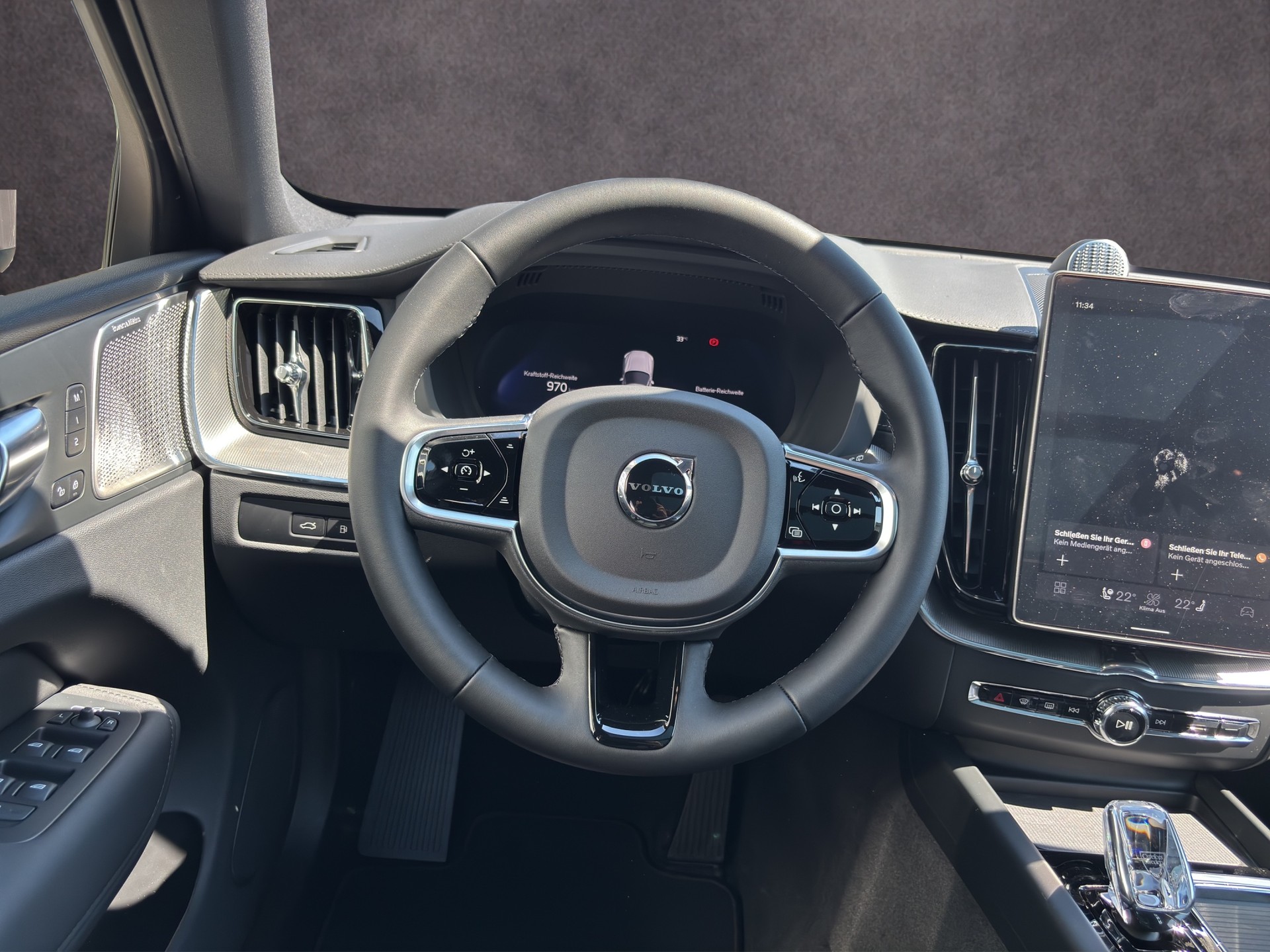 VOLVO XC60 T8 AWD Hybride rechargeable-image-12