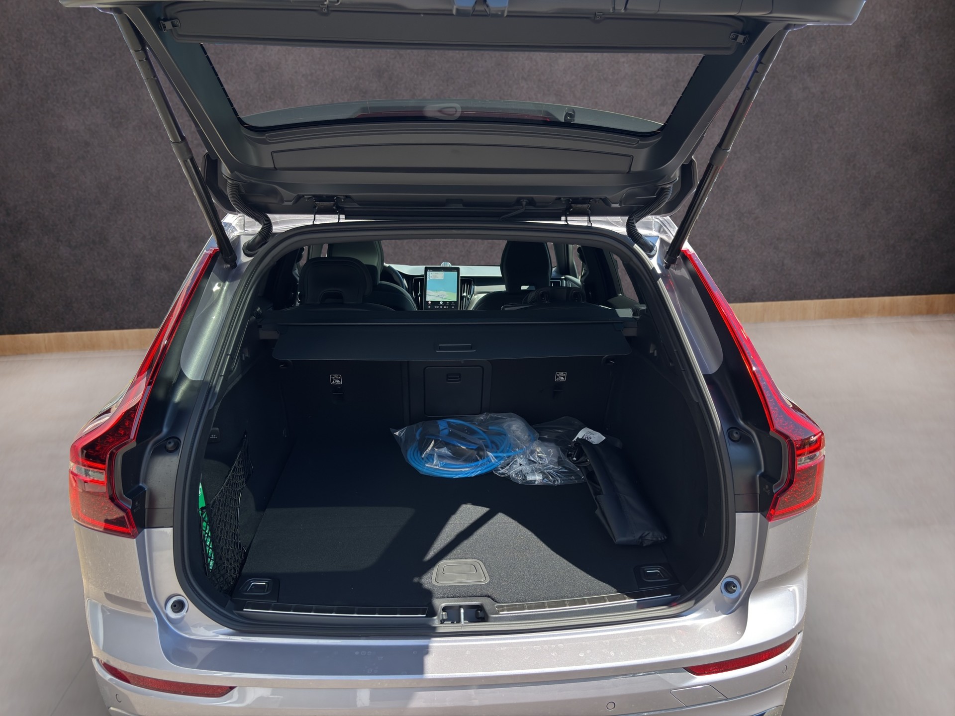 VOLVO XC60 T8 AWD Hybride rechargeable-image-16
