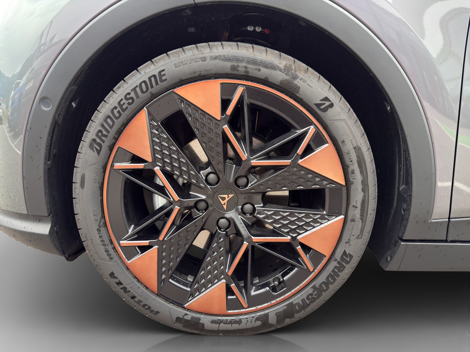 CUPRA Raval 52 kWh Dynamic+ Launch Edition-image-13
