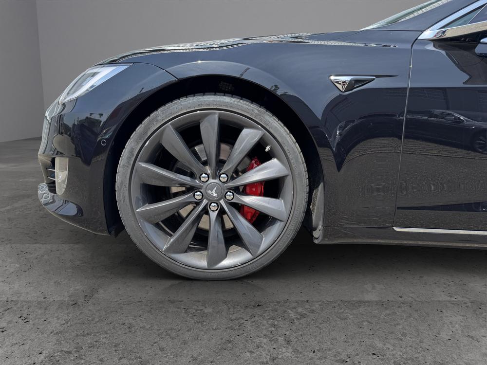 TESLA Model S 100 D Performance (CH-Fahrzeug)-image-6
