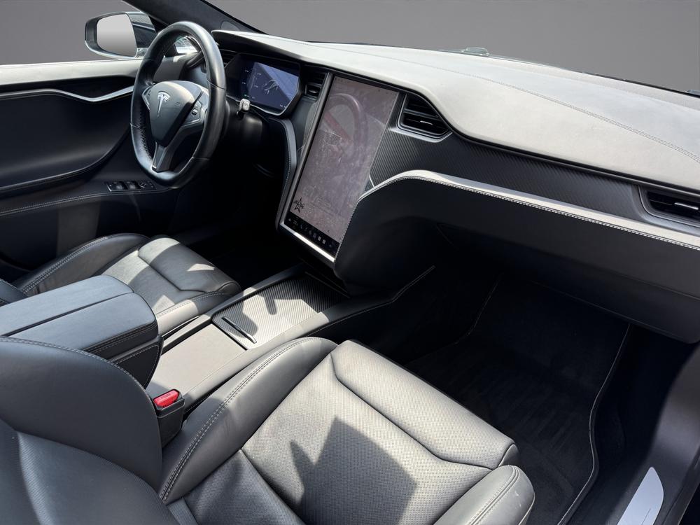 TESLA Model S 100 D Performance (CH-Fahrzeug)-image-9