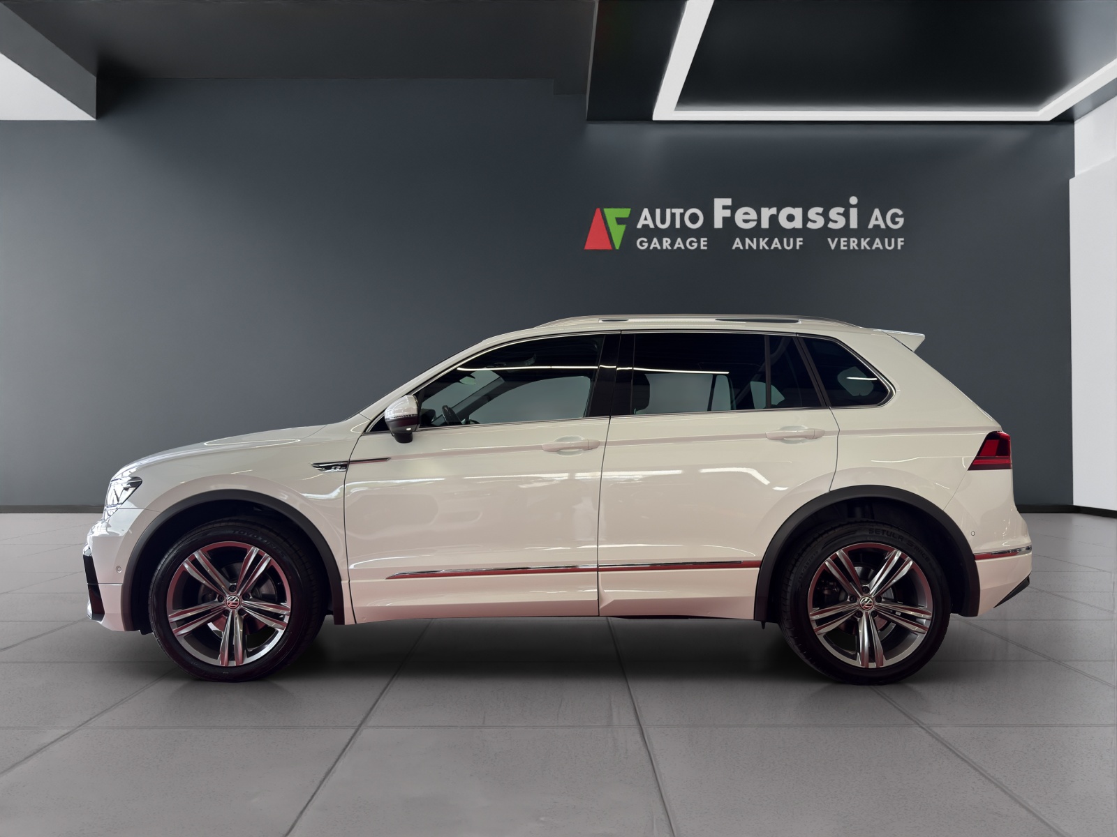 VW Tiguan 2.0 TDI SCR R-Line 4Motion DSG-image-1