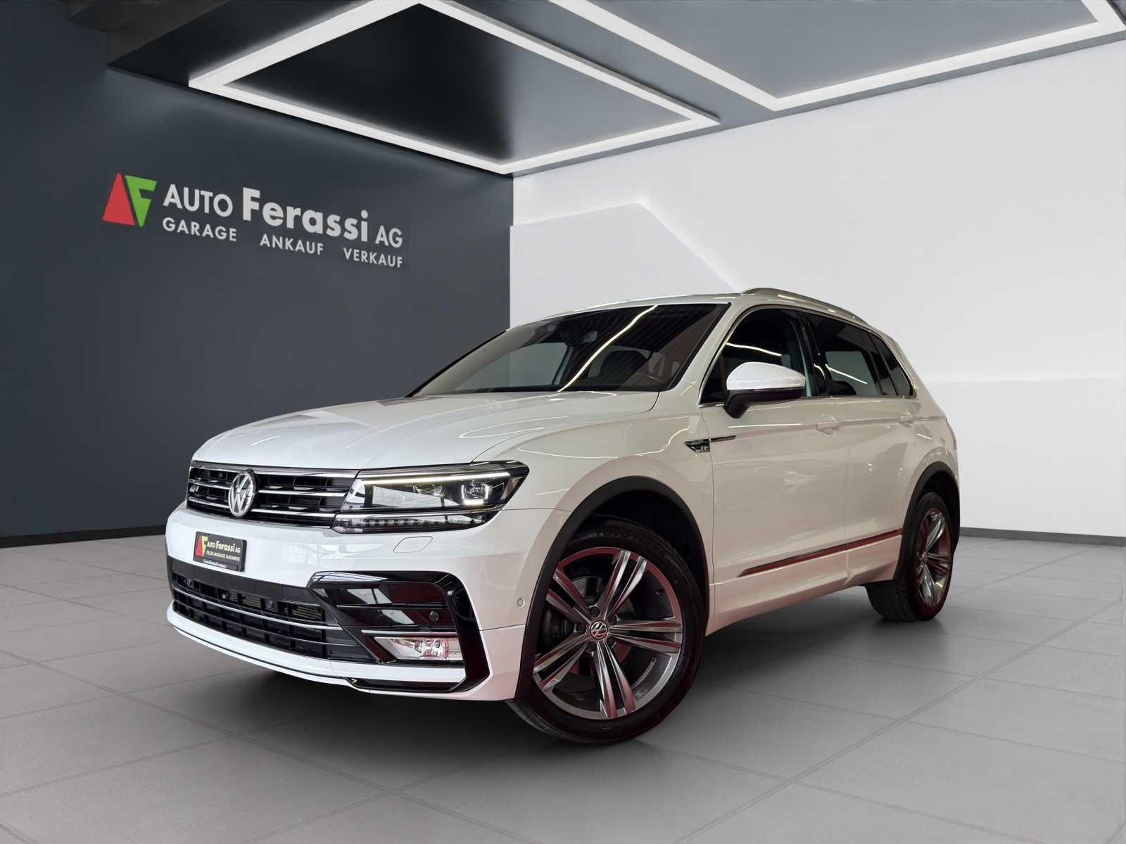 VW Tiguan 2.0 TDI SCR R-Line 4Motion DSG-image-0