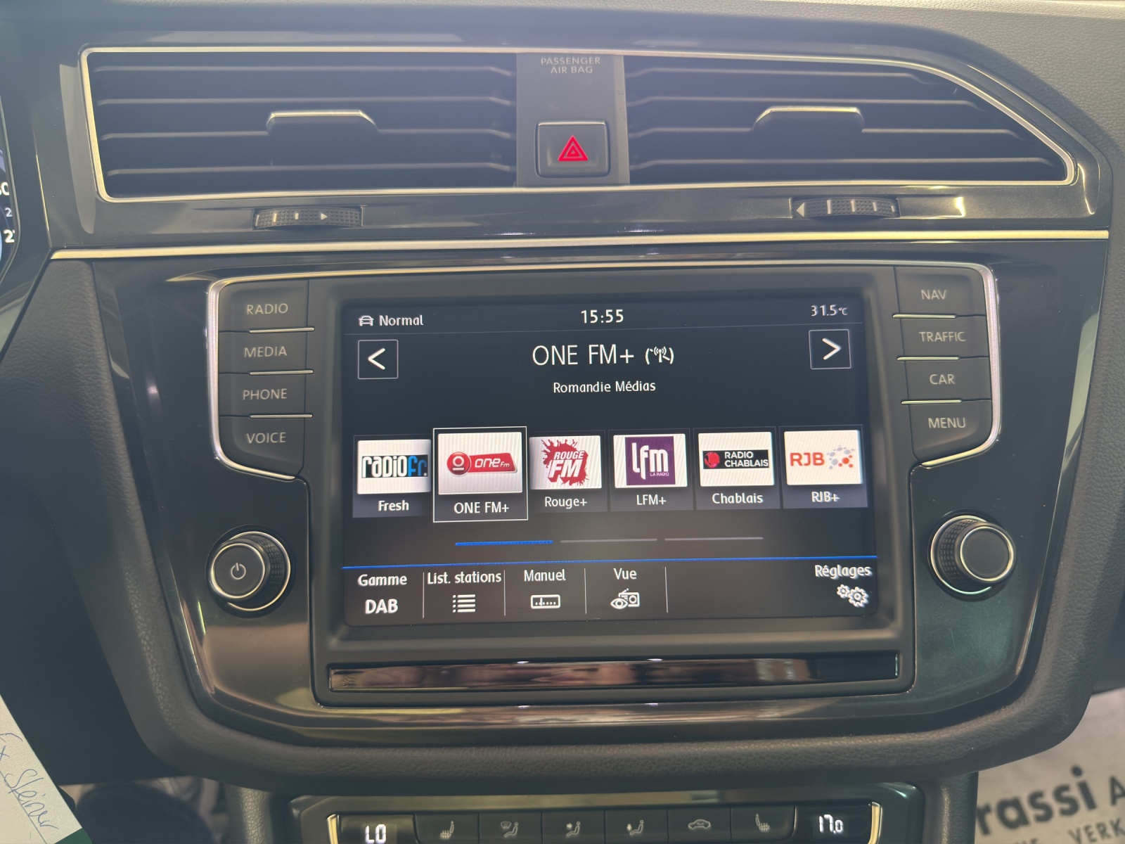 VW Tiguan 2.0 TDI SCR R-Line 4Motion DSG-image-19