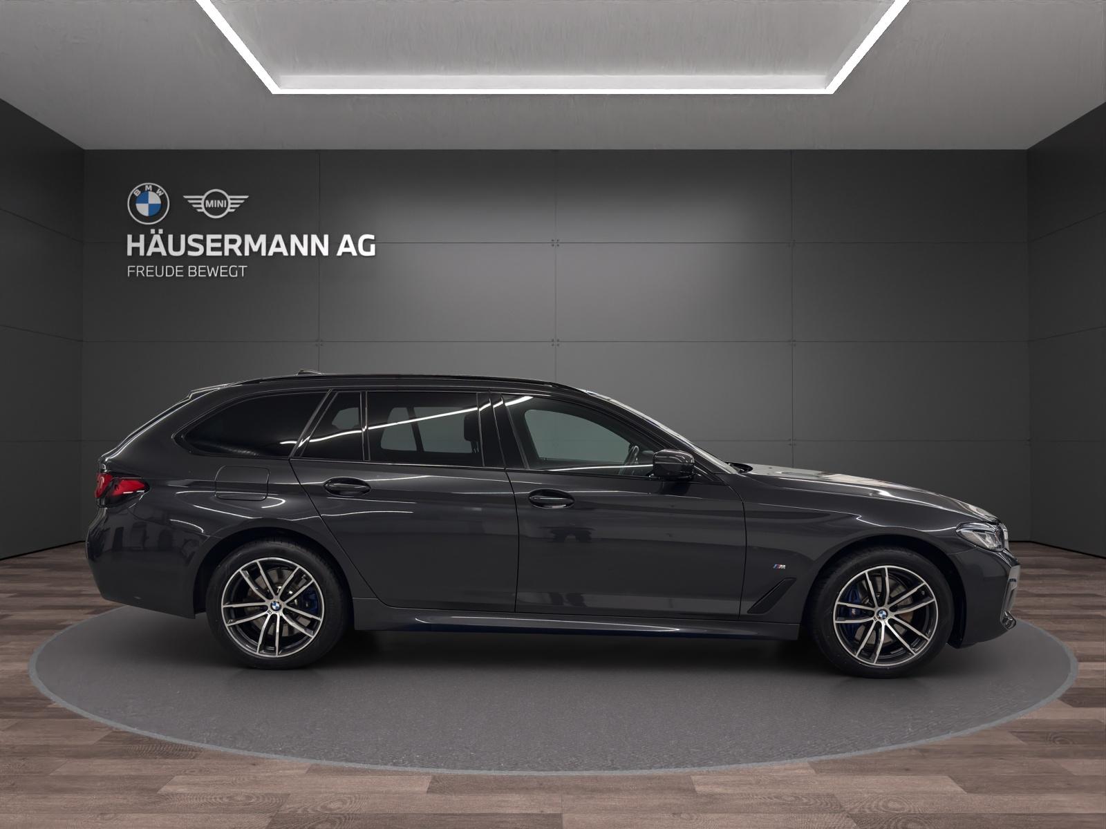 BMW 530e xDrive Touring M SPORT-image-3