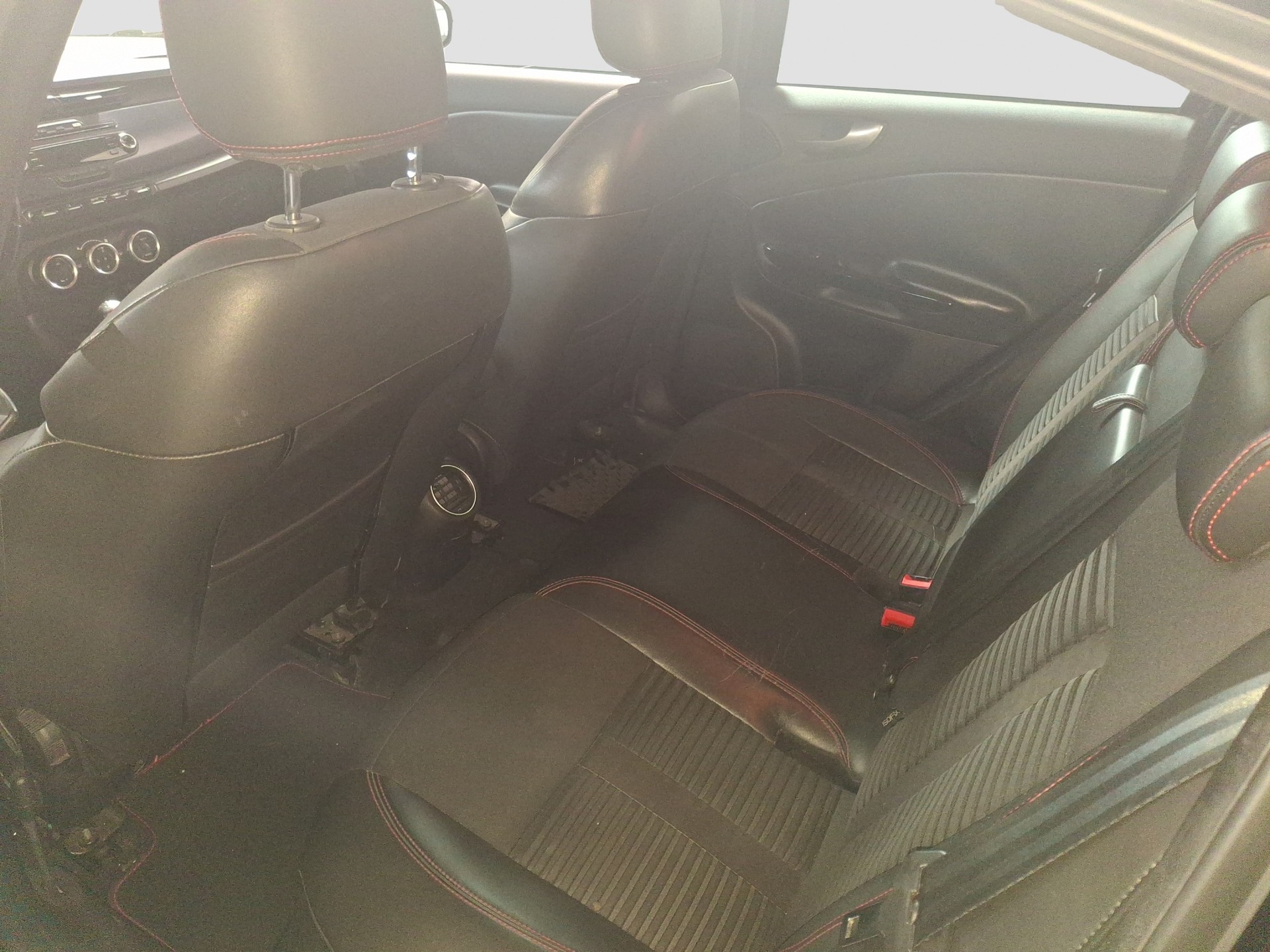 ALFA ROMEO Giulietta 1.4 MultiAir Distinctive-image-5