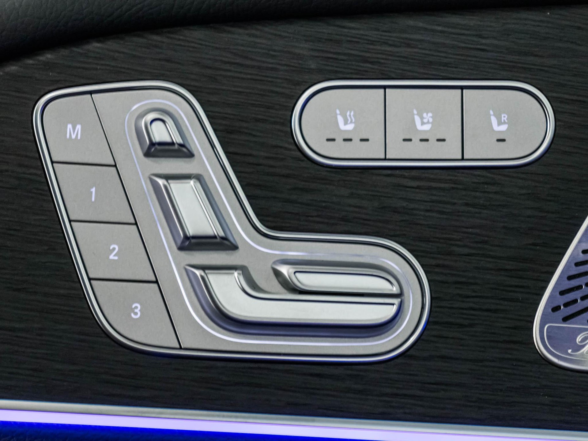 MERCEDES-BENZ GLE 450 d 4MATIC-image-12