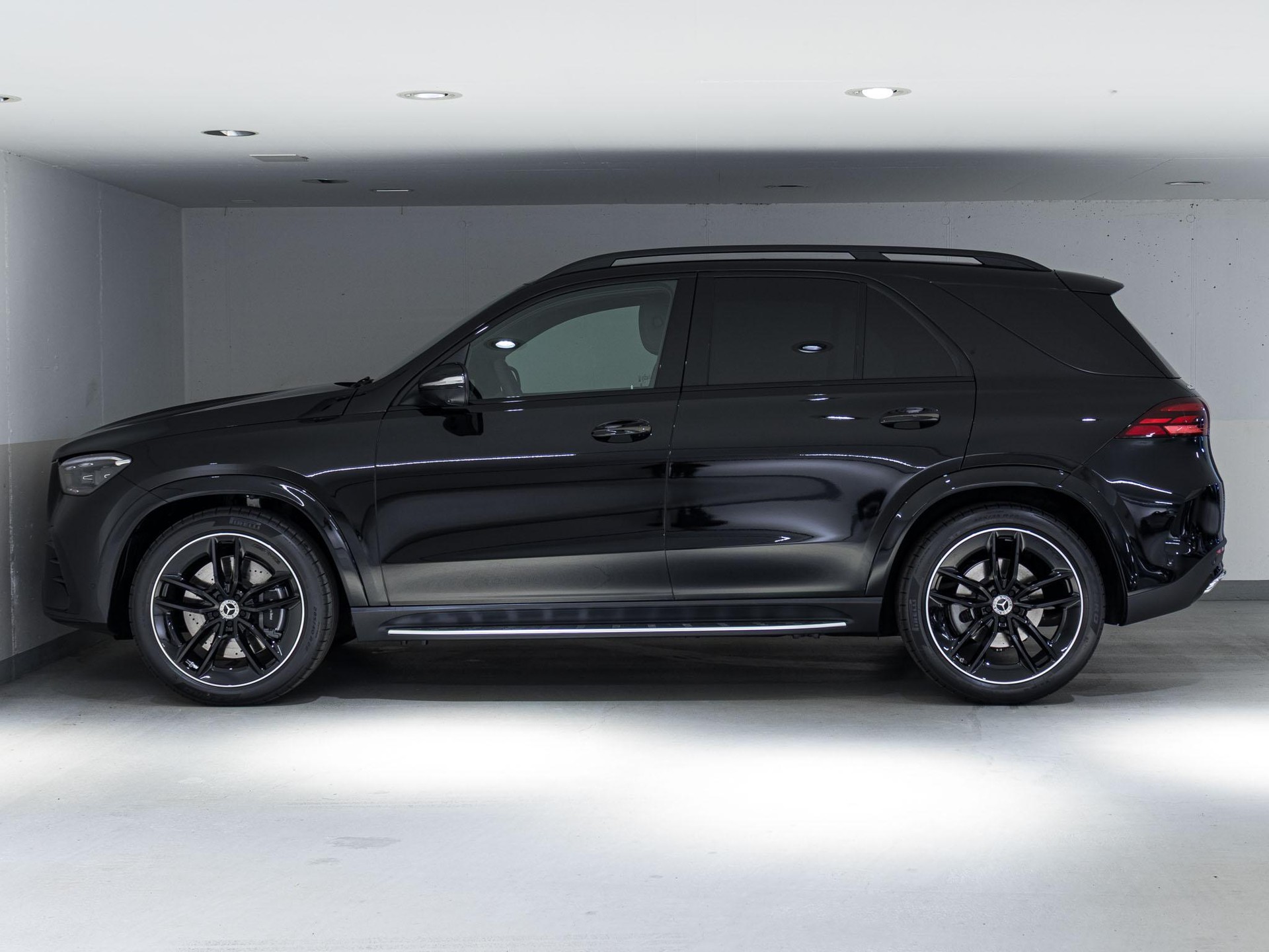 MERCEDES-BENZ GLE 450 d 4MATIC-image-4