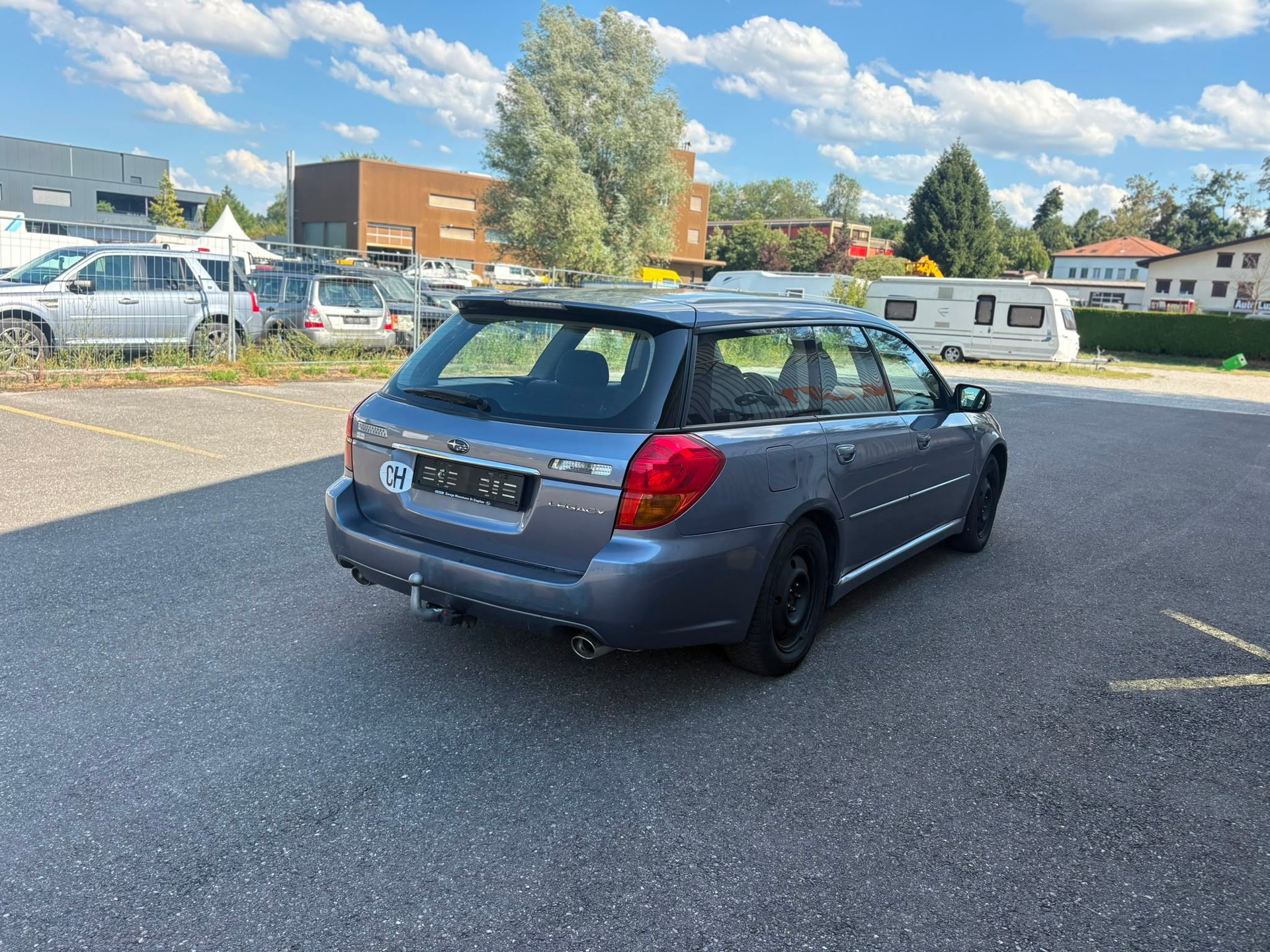 SUBARU Legacy 2.0R AWD Swiss-image-5