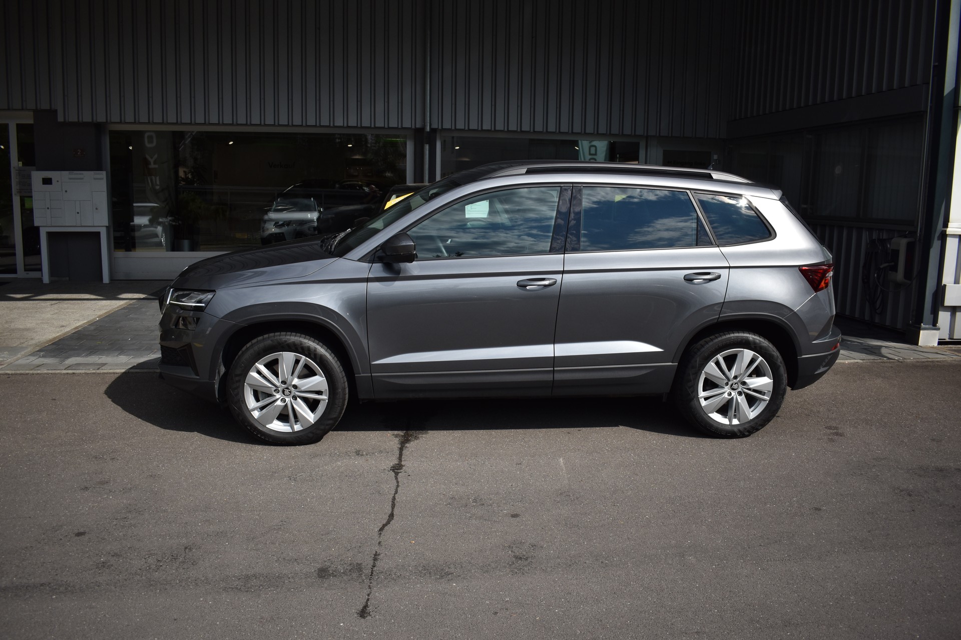 SKODA Karoq 2.0 TDI CR Selection 4x4 DSG-showroom-element-2