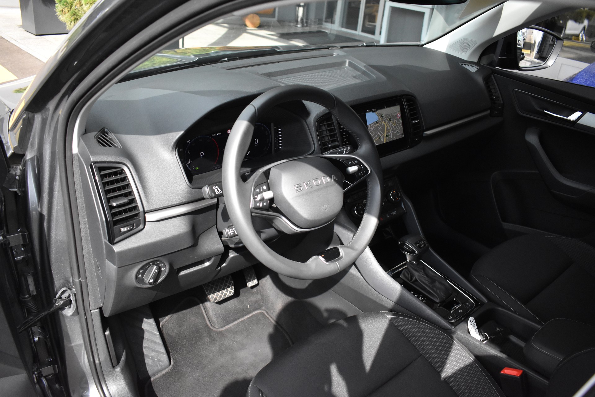 SKODA Karoq 2.0 TDI CR Selection 4x4 DSG-image-5