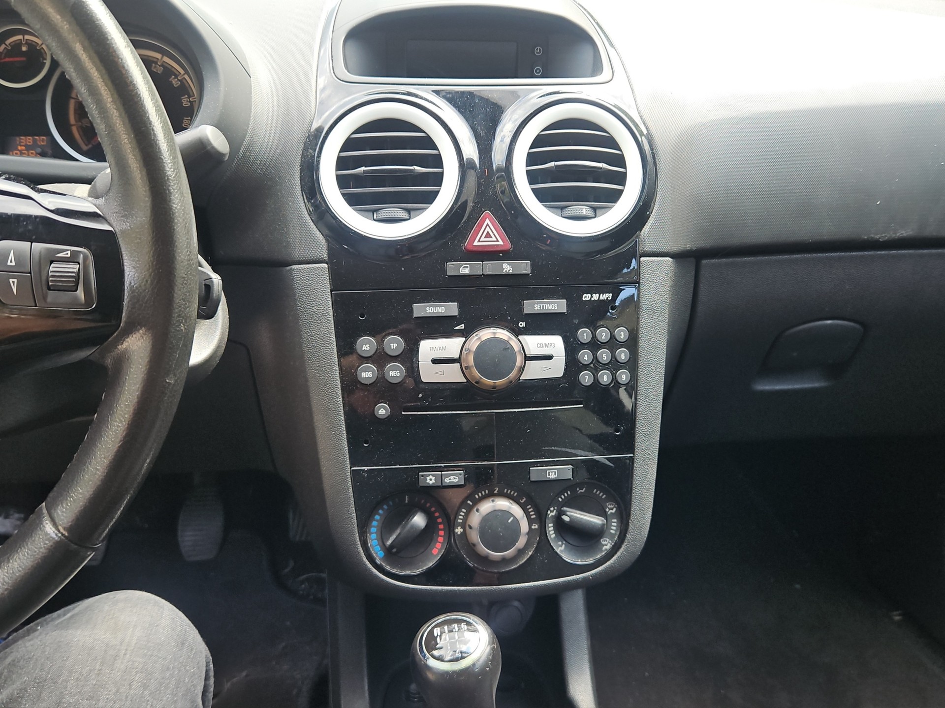 OPEL Corsa 1.4 TP Sport-image-10