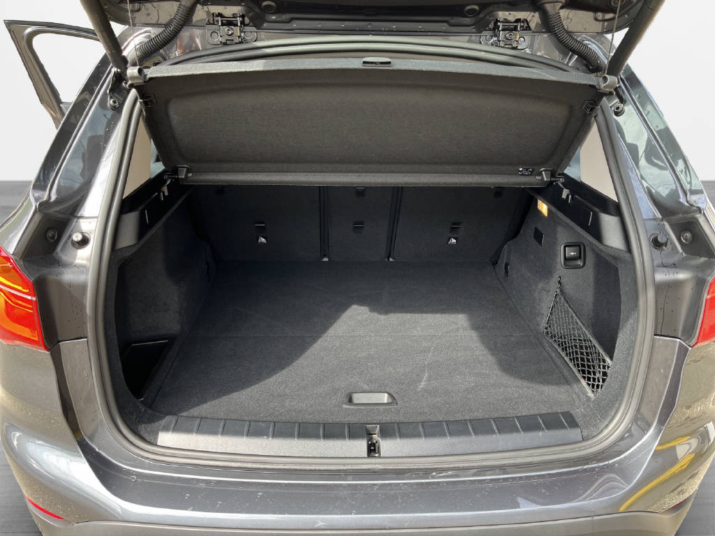 BMW X1 25e xDrive-image-8