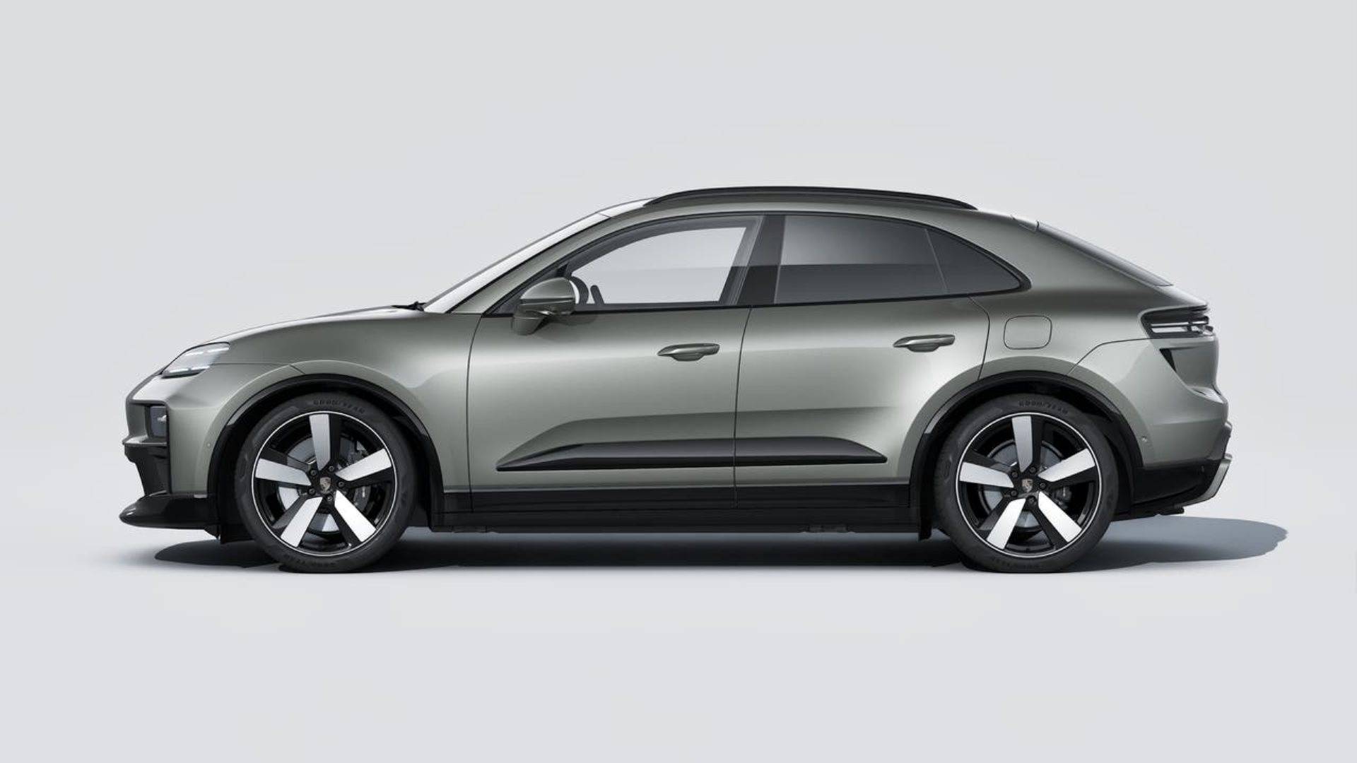PORSCHE Macan Turbo-showroom-element-1