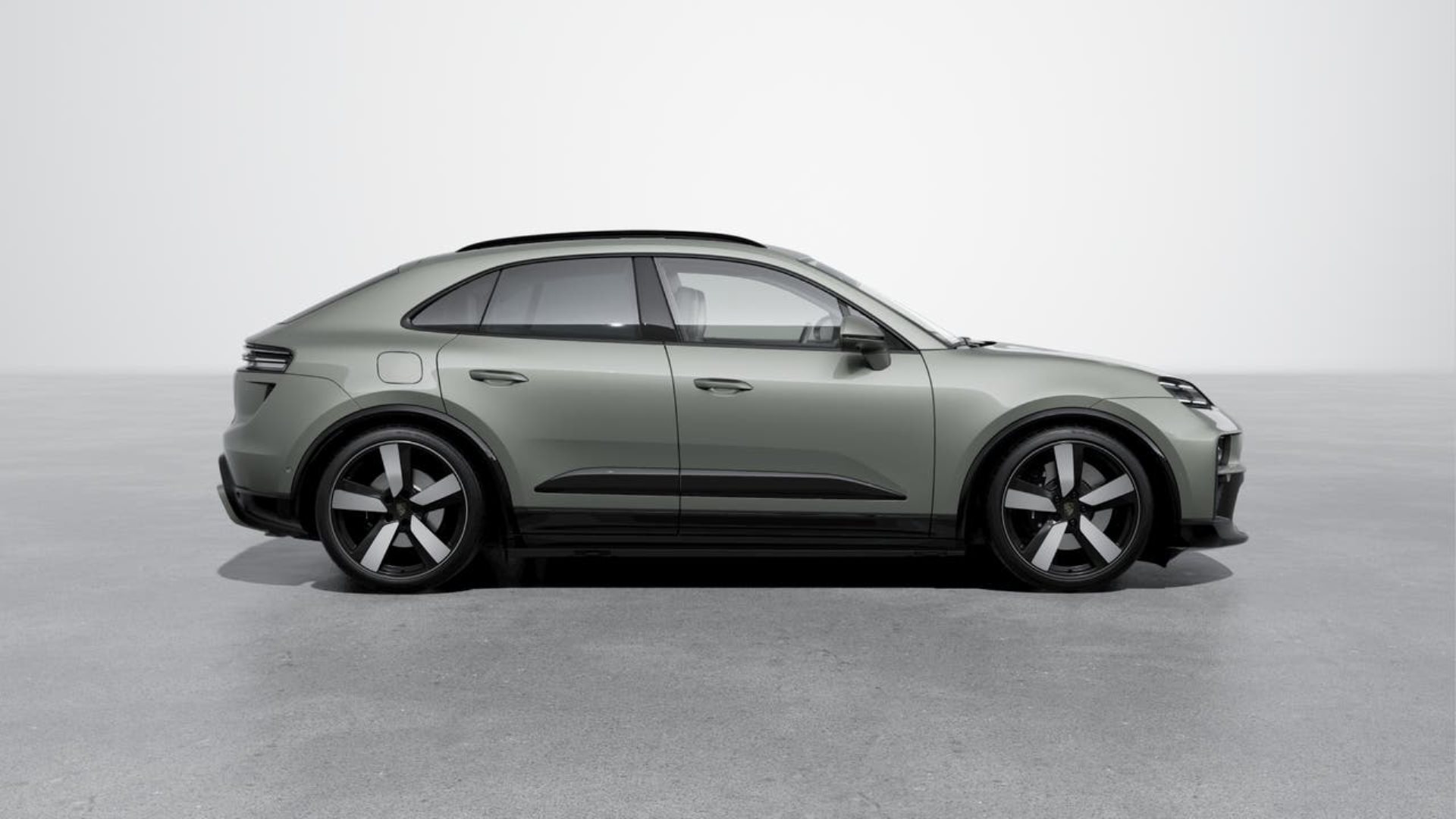PORSCHE Macan Turbo-image-5