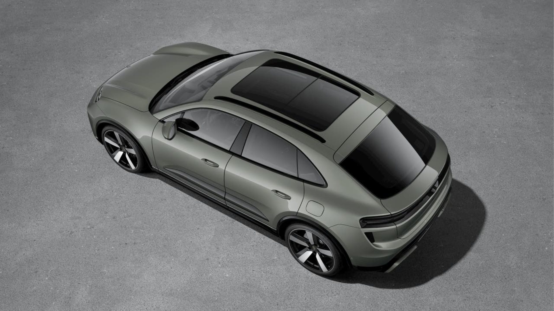 PORSCHE Macan Turbo-showroom-element-3