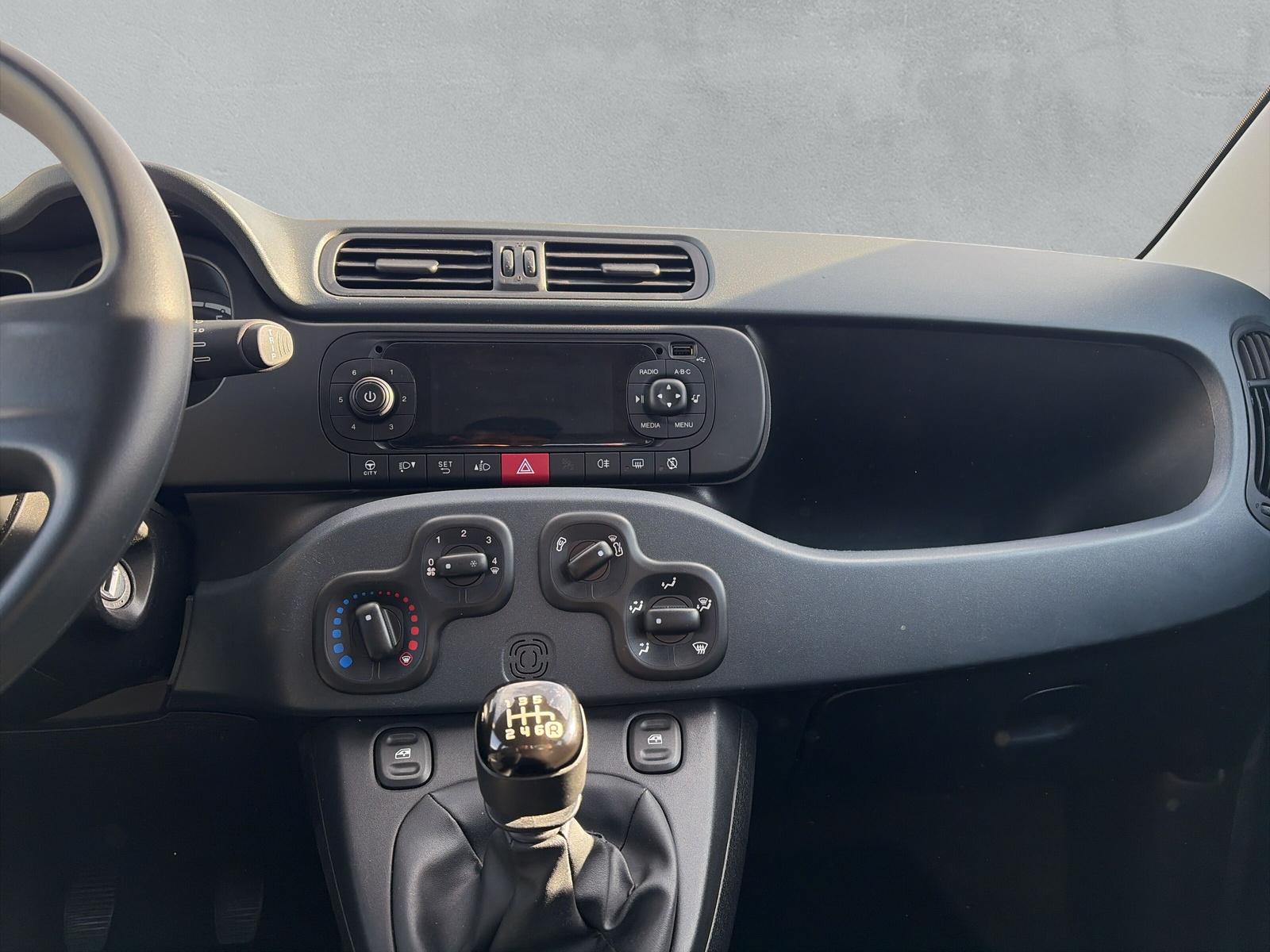 FIAT Panda 1.0 Hybrid Cool-image-13