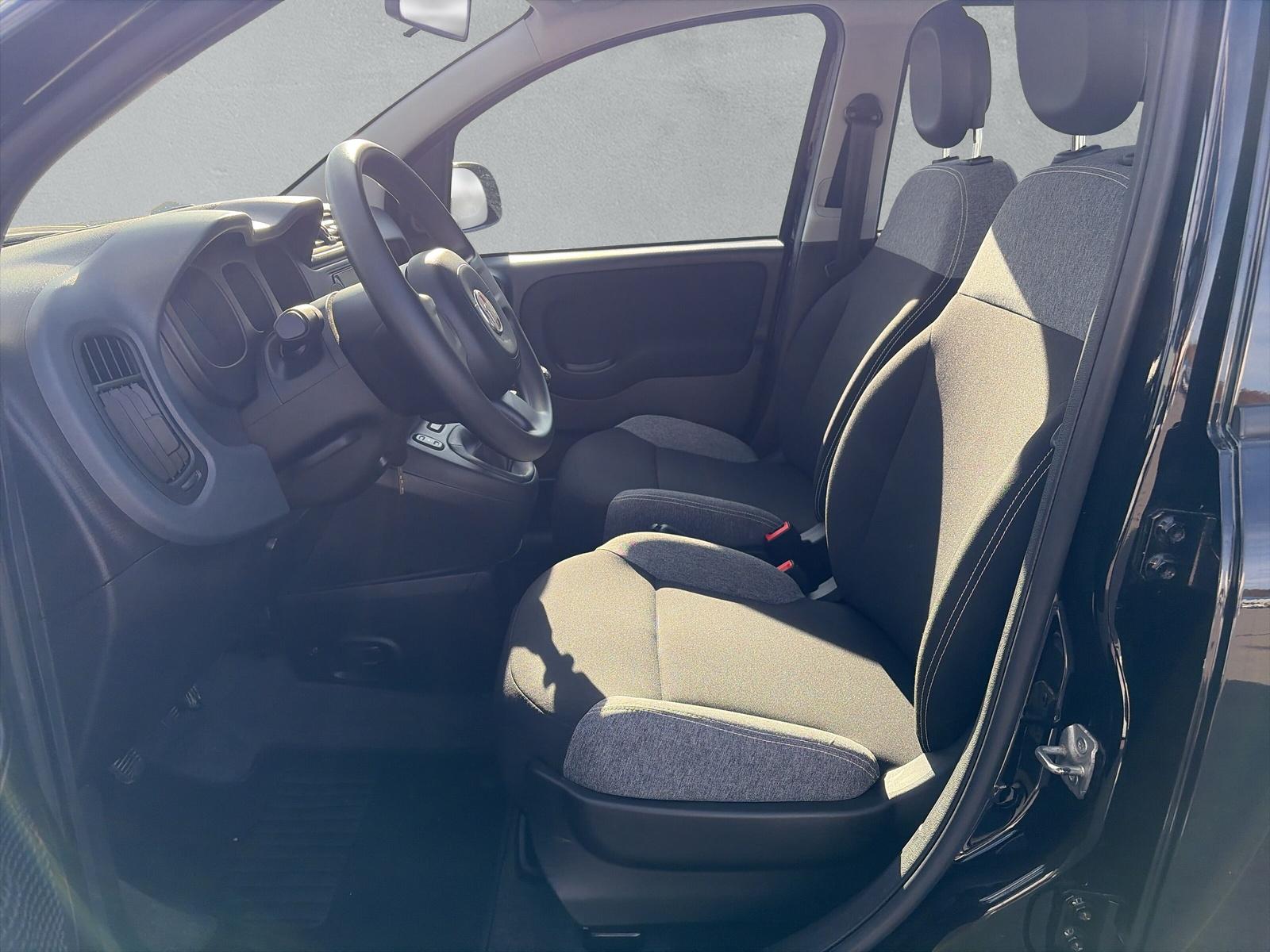 FIAT Panda 1.0 Hybrid Cool-image-10