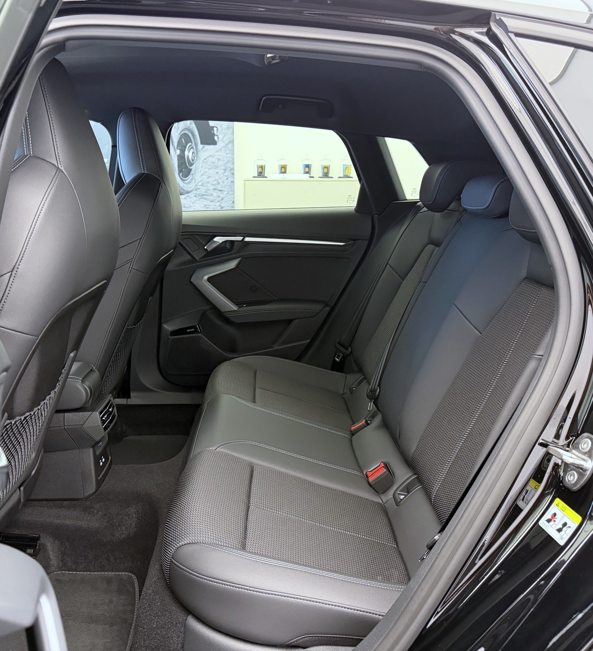 AUDI A3 Sportback TFSI 110 kW Attraction S tronic-image-19