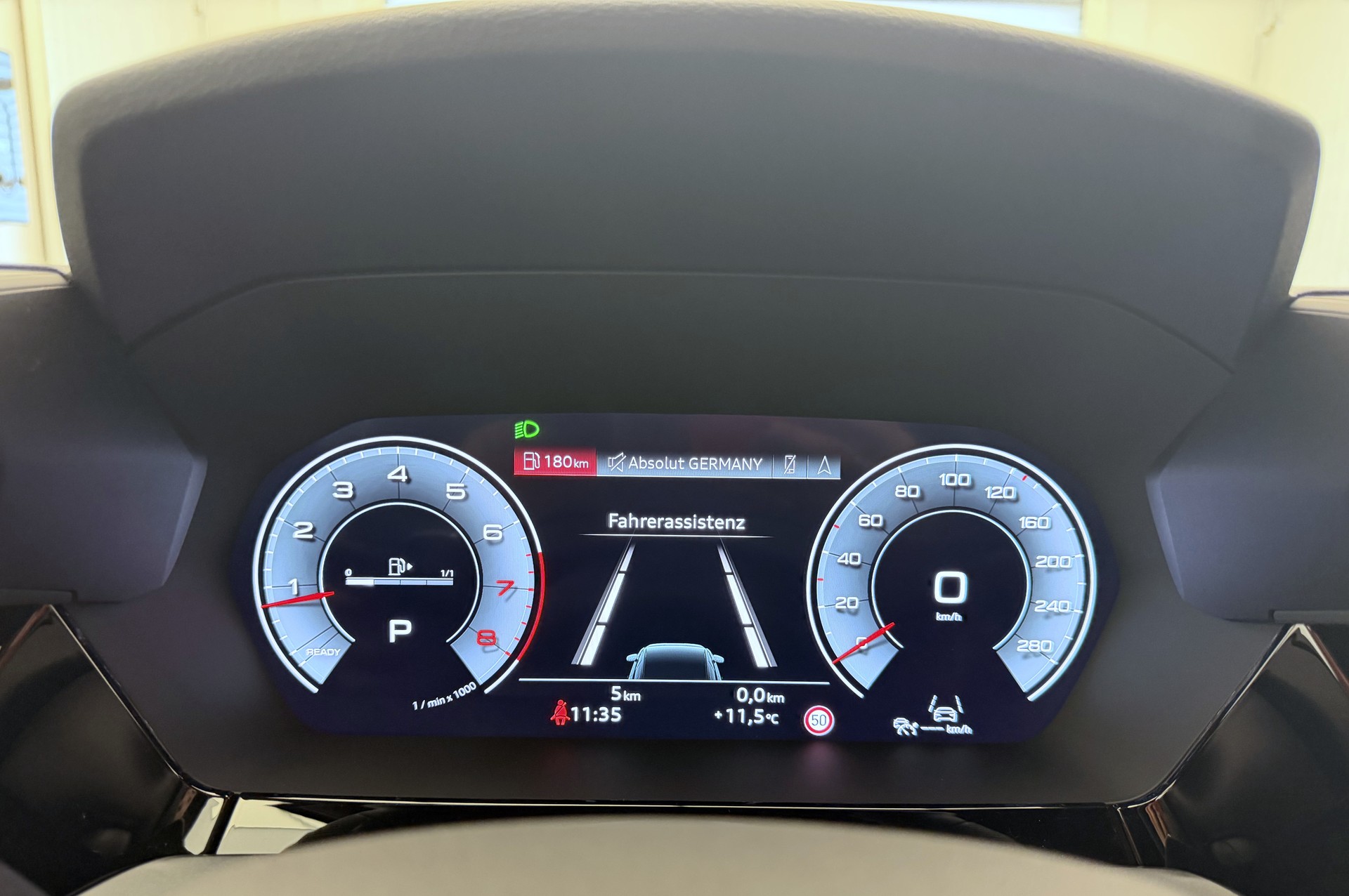 AUDI A3 Sportback TFSI 110 kW Attraction S tronic-image-9
