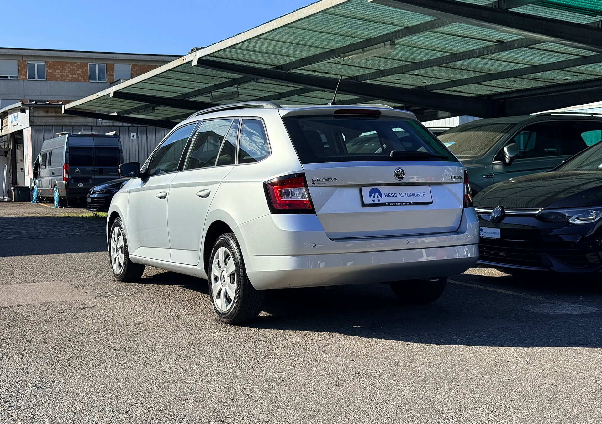 SKODA Fabia 1.2 TSI Ambition-image-3