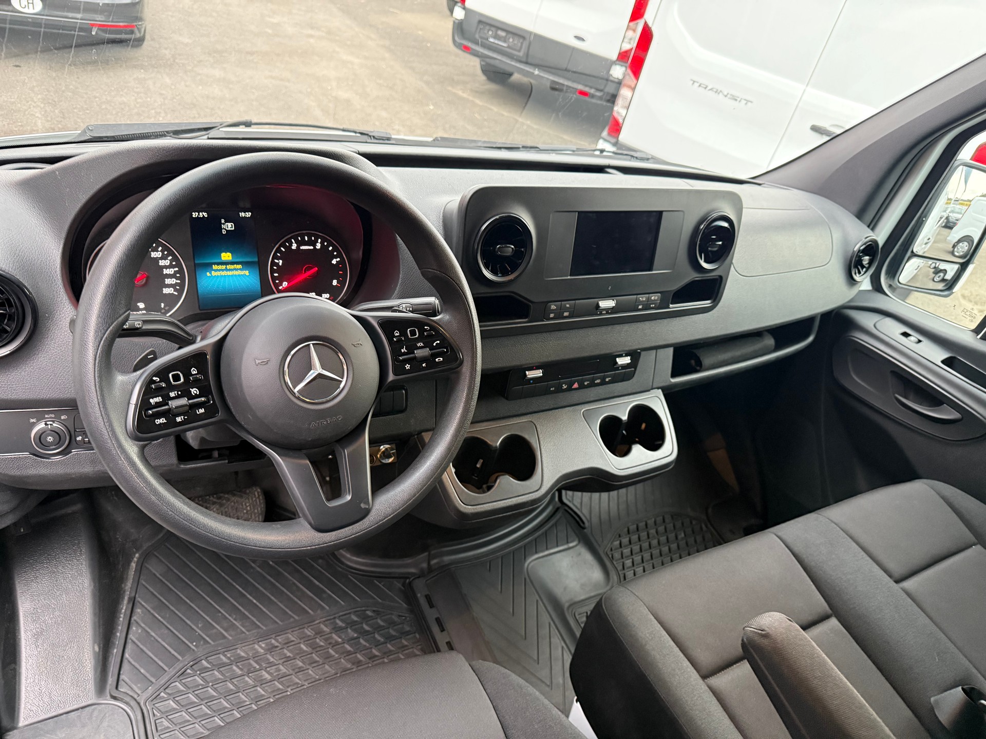 MERCEDES-BENZ Sprinter 315 CDI Lang 9G-TRONIC 3.5T. AHL.-showroom-element-3
